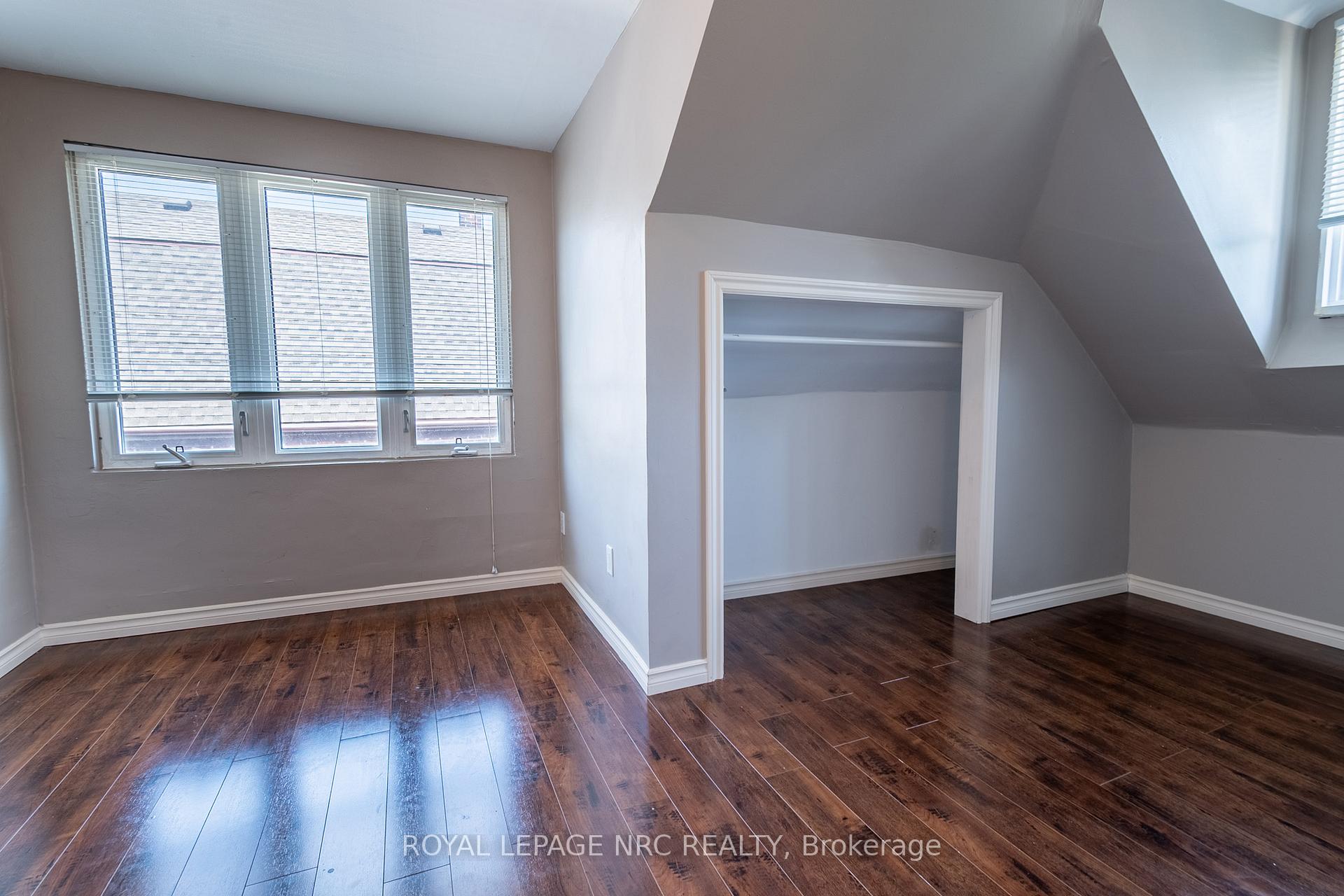 Photo 27 of 88 Pine Street S, Thorold, Thorold Downtown — HOMEH