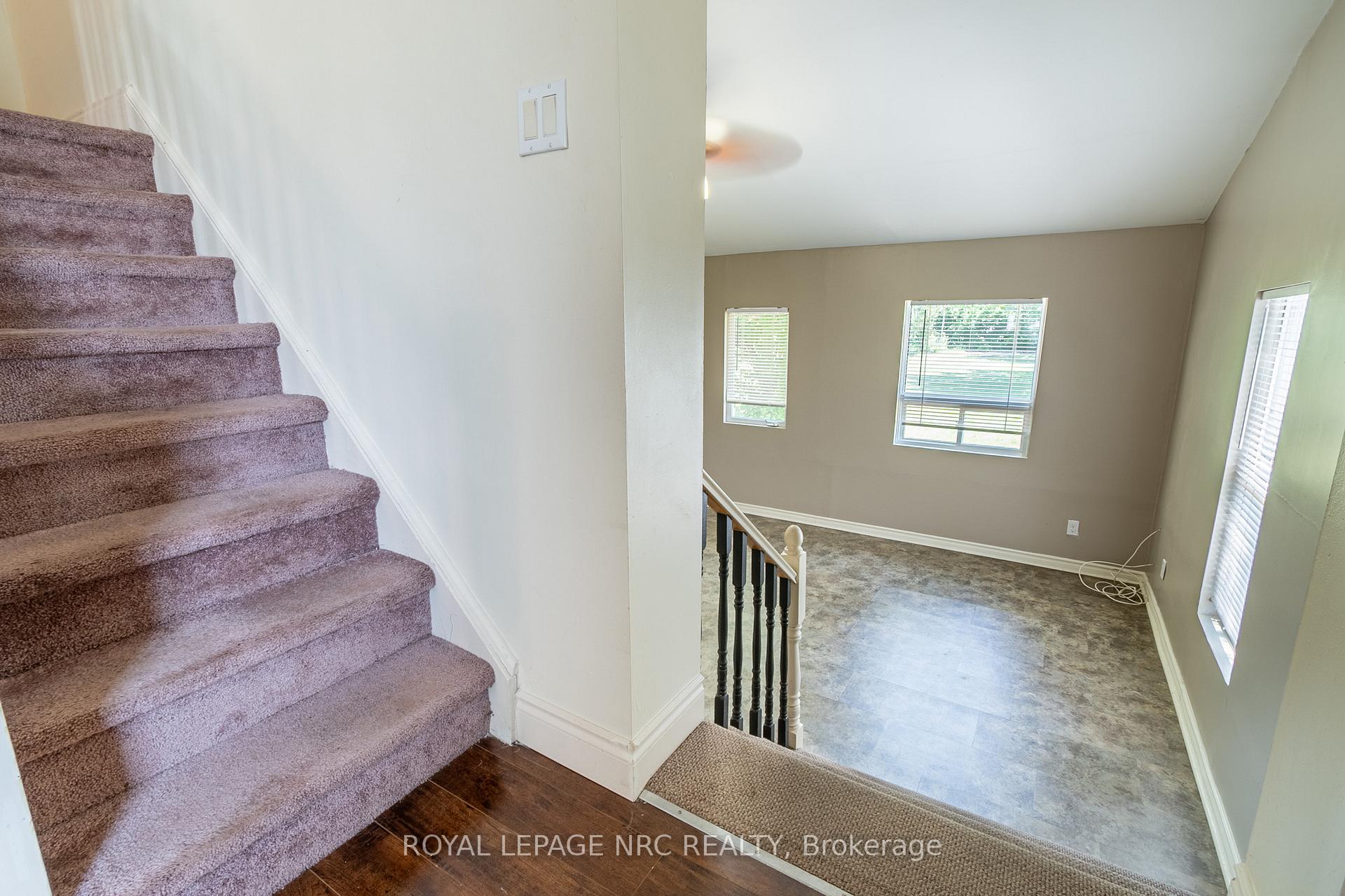 Photo 30 of 88 Pine Street S, Thorold, Thorold Downtown — HOMEH