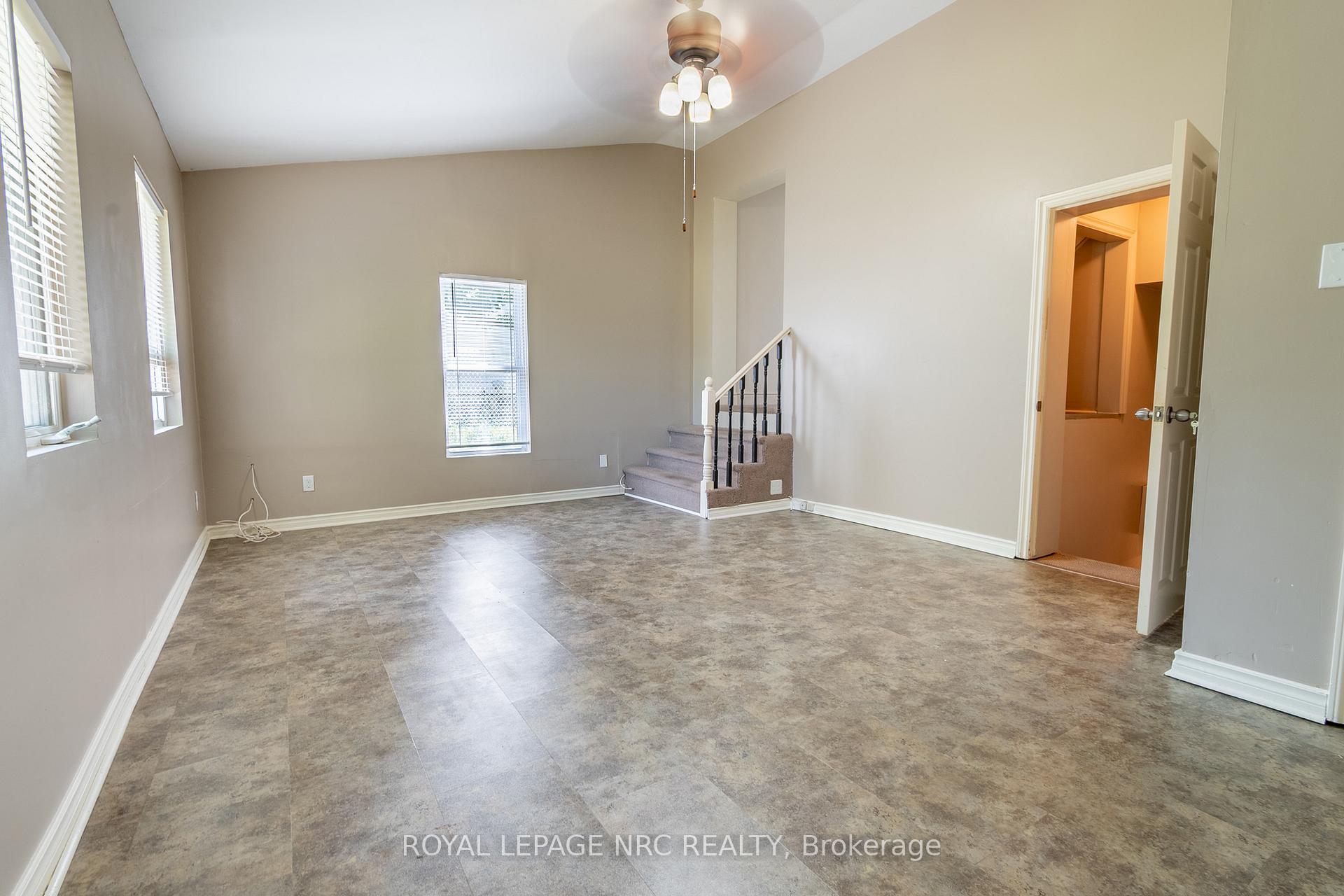 Photo 33 of 88 Pine Street S, Thorold, Thorold Downtown — HOMEH