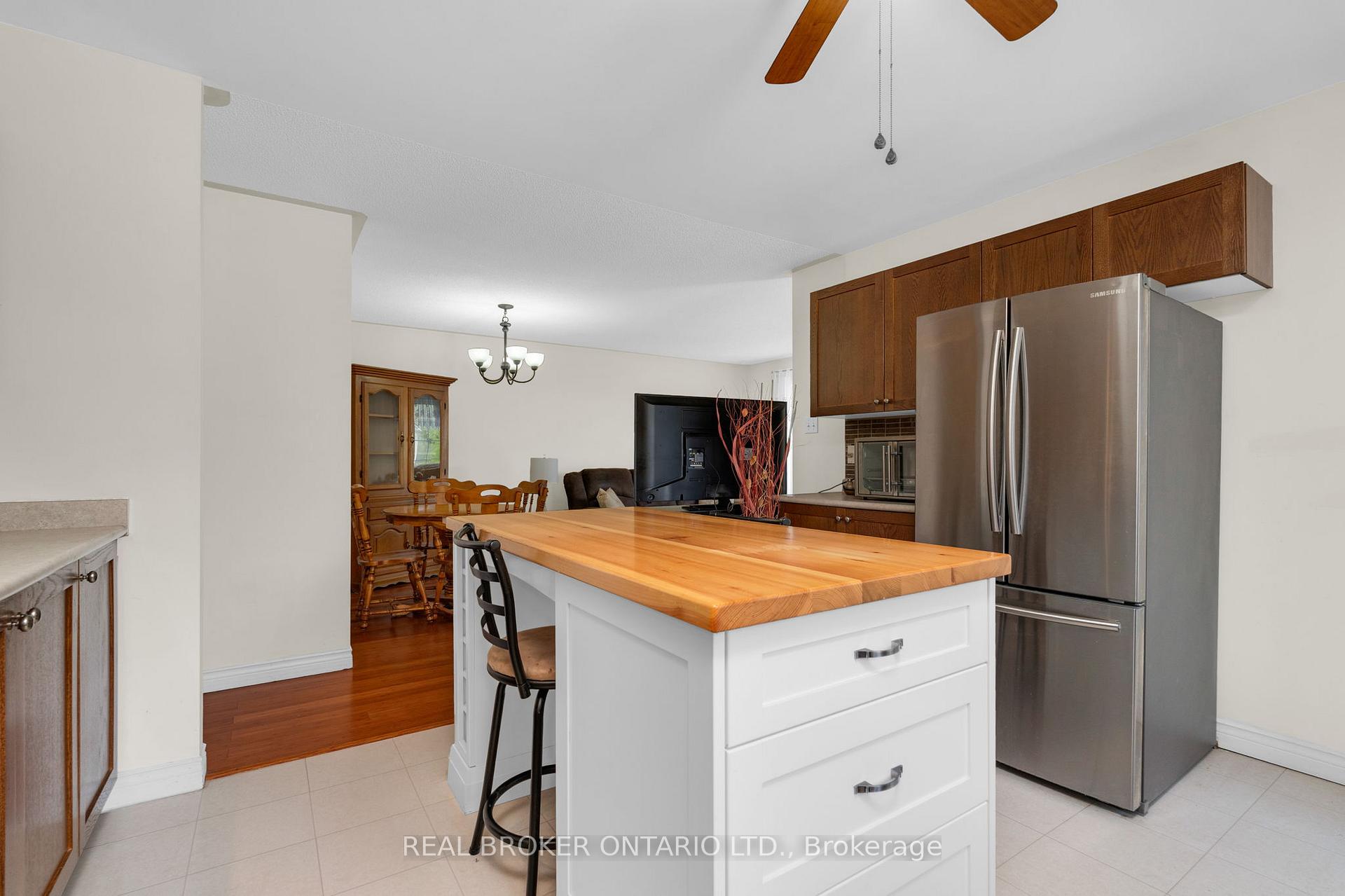 Photo 11 of 30 Georgias Walk, Tay, Victoria Harbour — HOMEH
