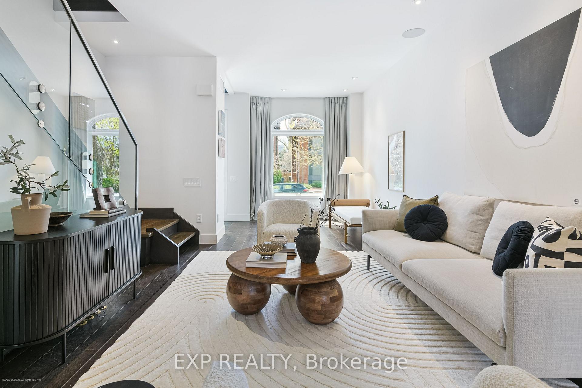 Photo 8 of 106 Macpherson Avenue, Toronto, The Annex — HOMEH