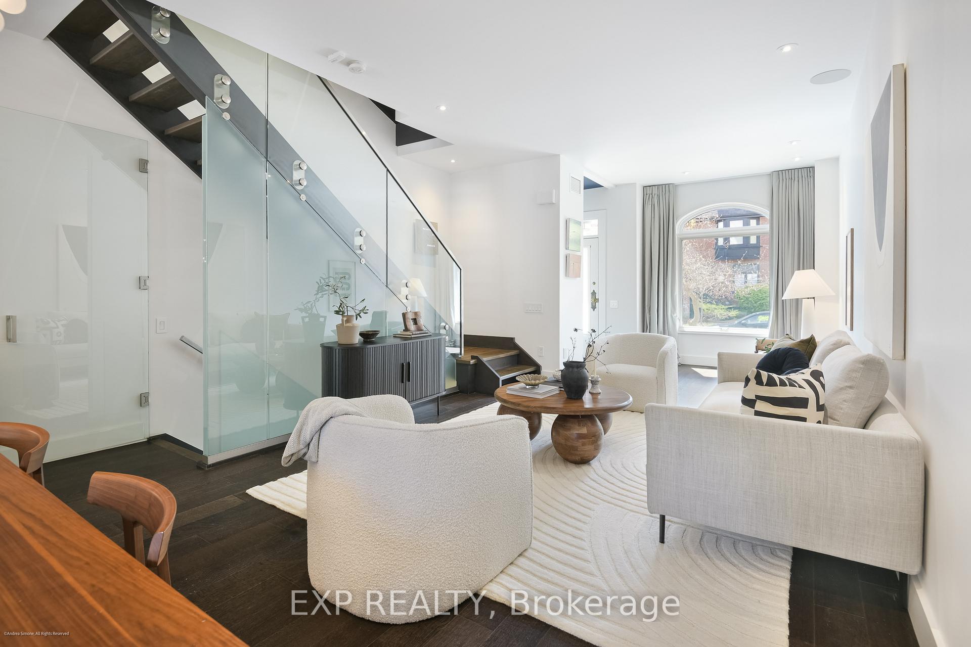 Photo 10 of 106 Macpherson Avenue, Toronto, The Annex — HOMEH