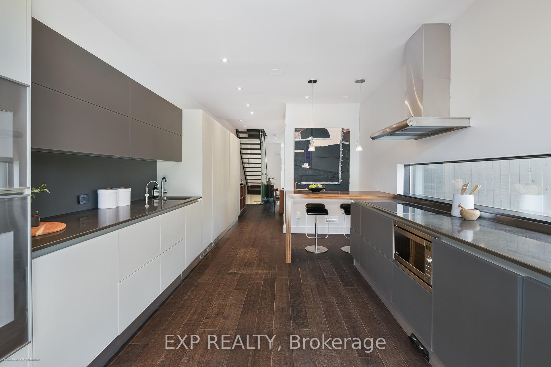 Photo 21 of 106 Macpherson Avenue, Toronto, The Annex — HOMEH