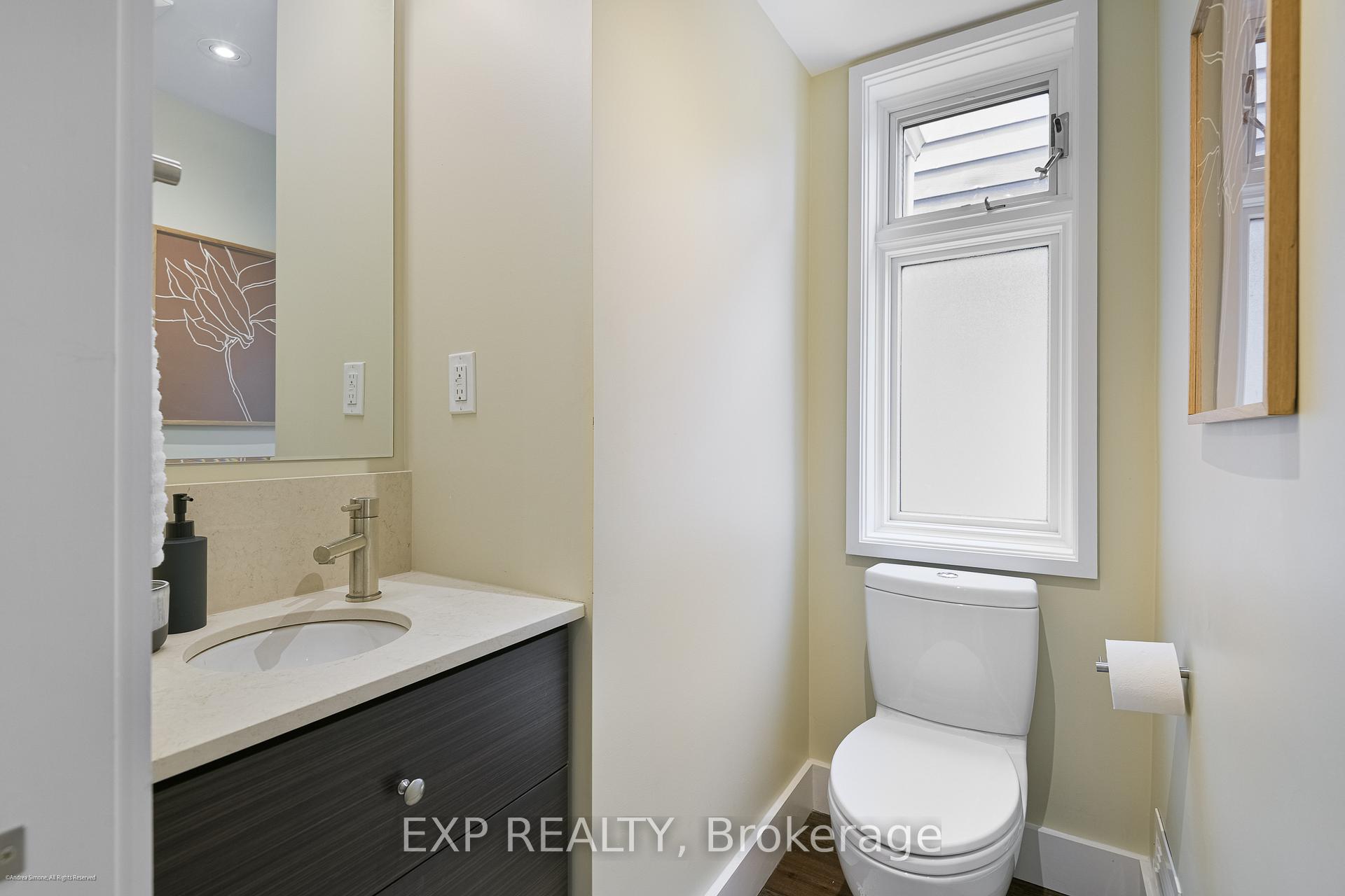 Photo 22 of 106 Macpherson Avenue, Toronto, The Annex — HOMEH