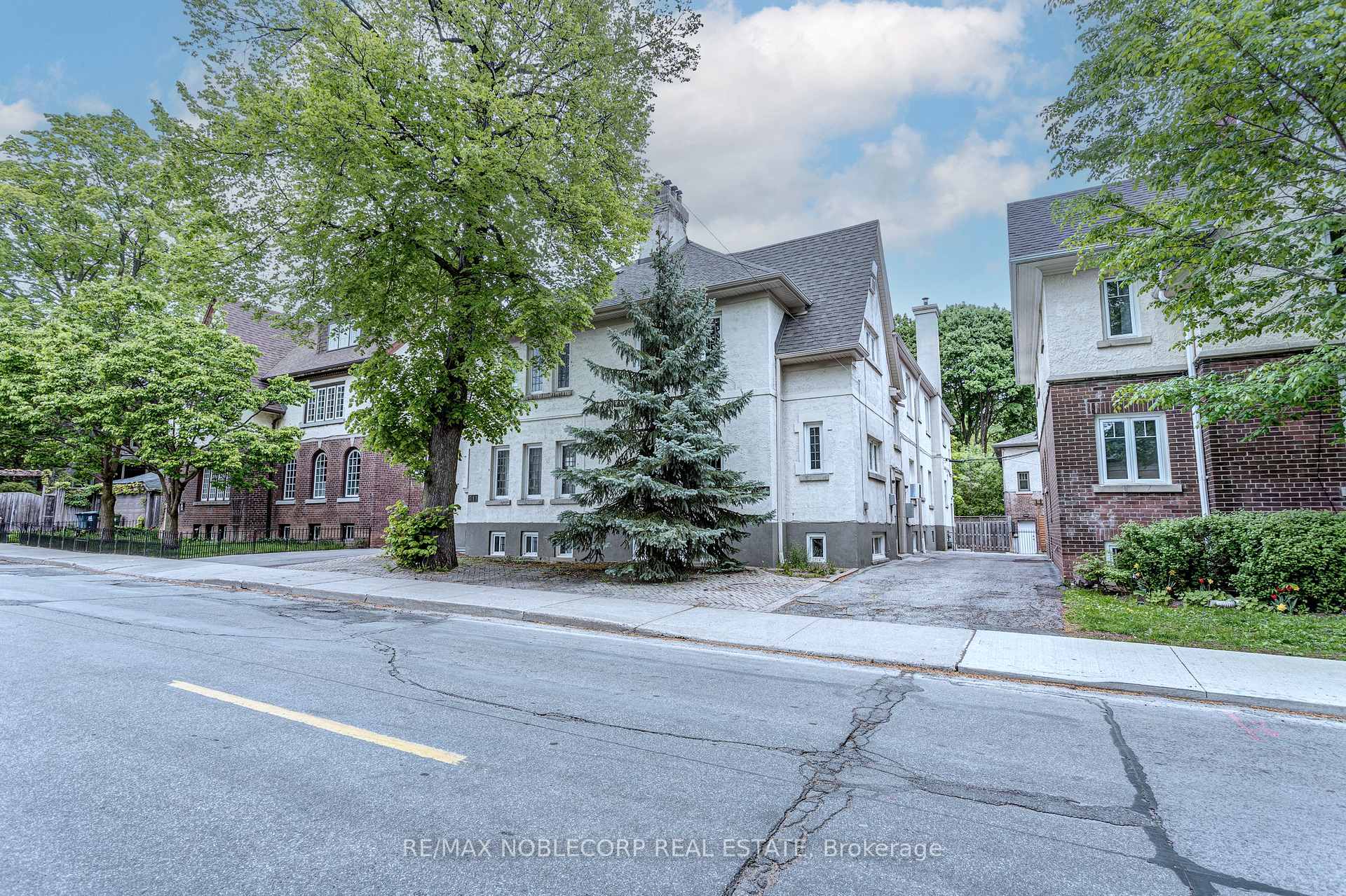Photo 1 of Unit A  Main, 809 Duplex Avenue, Toronto, Lawrence Park South — HOMEH