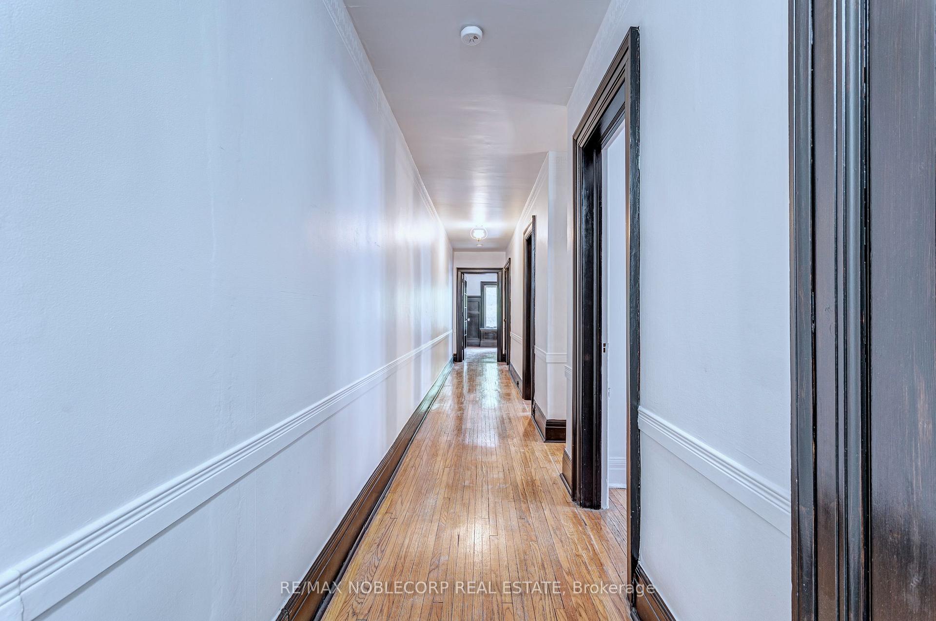 Photo 8 of Unit A  Main, 809 Duplex Avenue, Toronto, Lawrence Park South — HOMEH