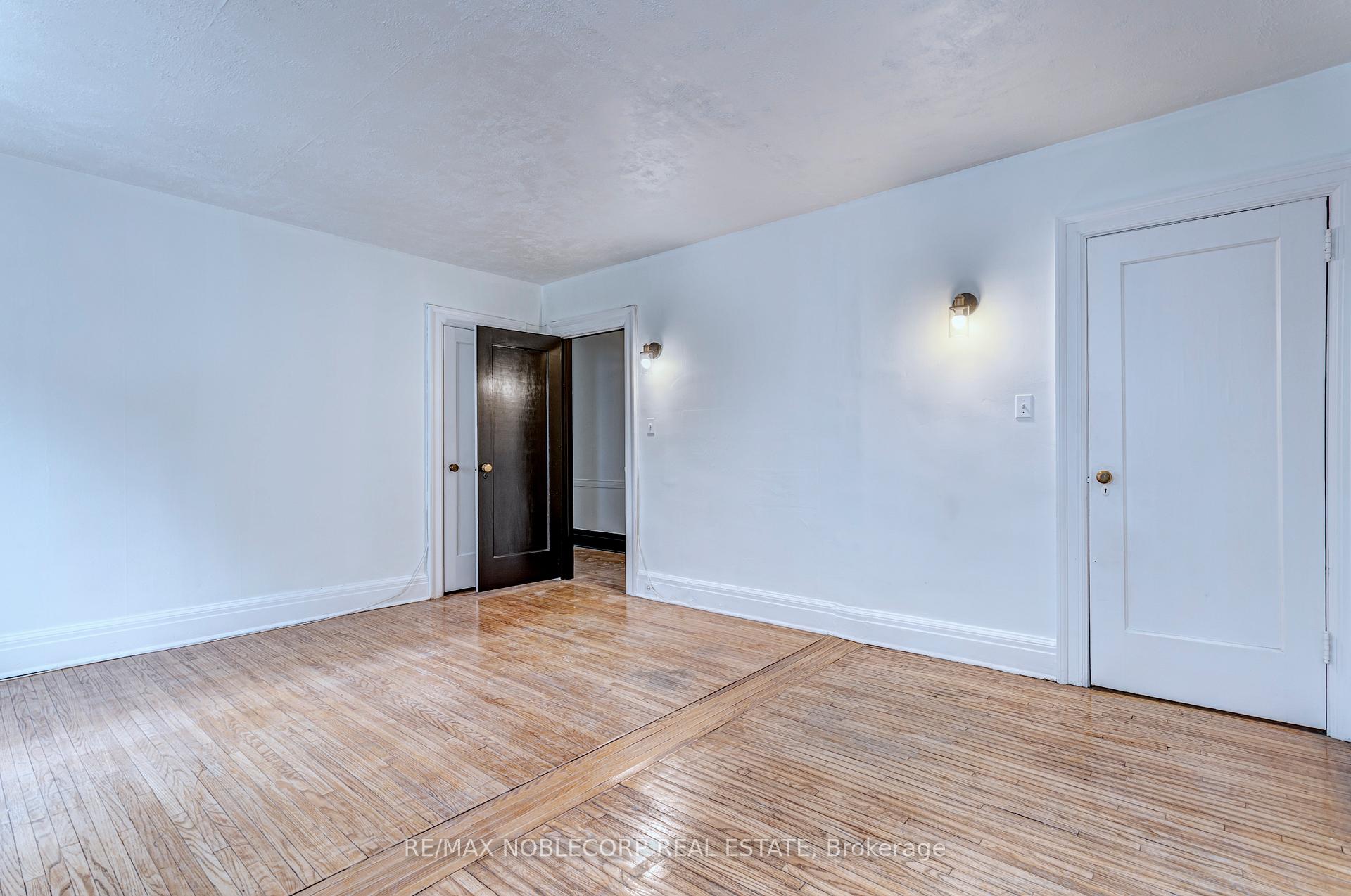 Photo 15 of Unit A  Main, 809 Duplex Avenue, Toronto, Lawrence Park South — HOMEH