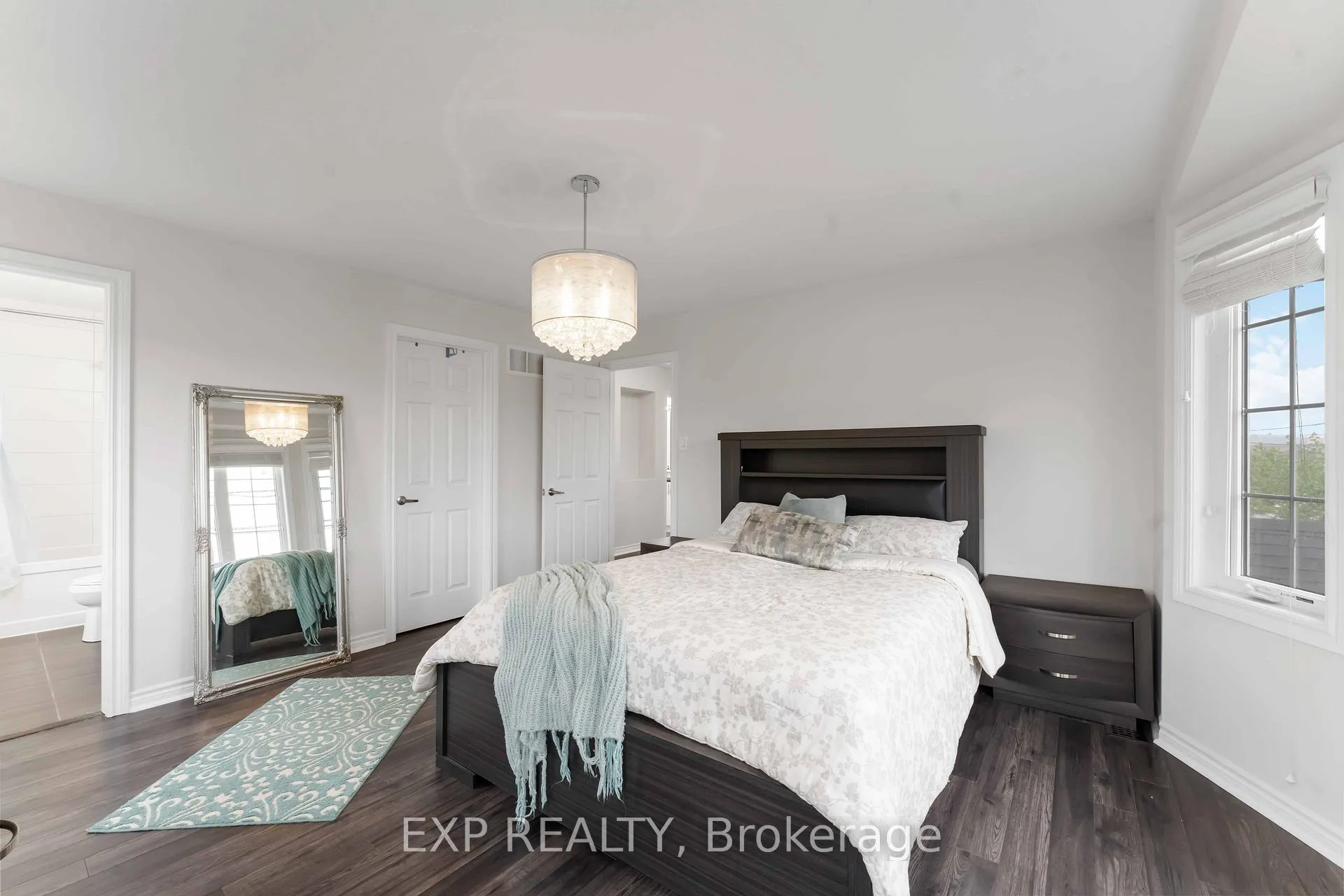 Photo 17 of 226 Par-La-Ville Circle, Ottawa, Stittsville (North) — HOMEH