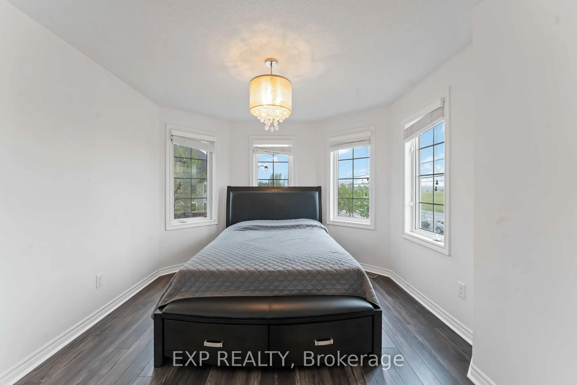 Photo 22 of 226 Par-La-Ville Circle, Ottawa, Stittsville (North) — HOMEH