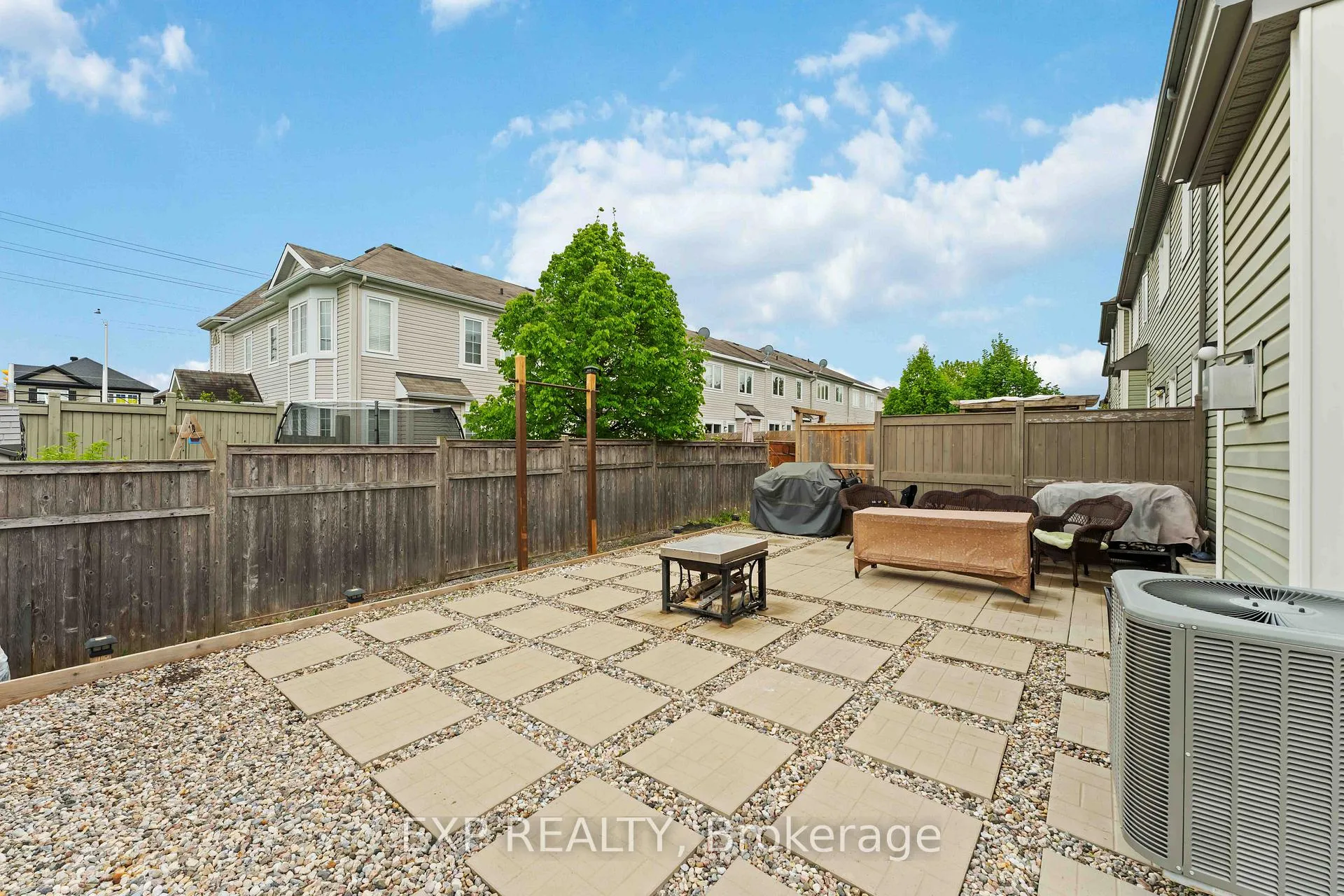 Photo 45 of 226 Par-La-Ville Circle, Ottawa, Stittsville (North) — HOMEH
