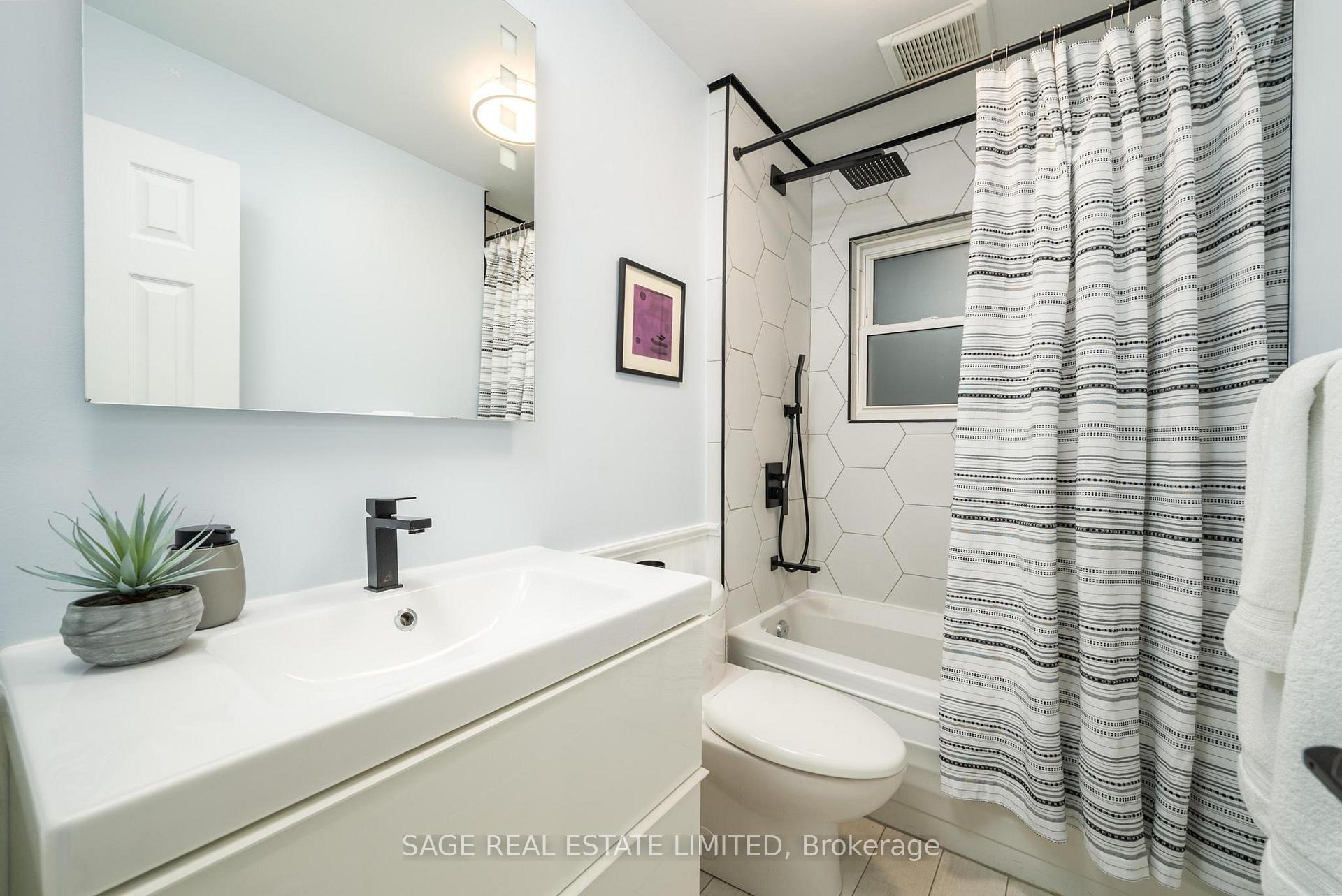 Photo 13 of 156 Bastedo Avenue, Toronto, Woodbine Corridor — HOMEH