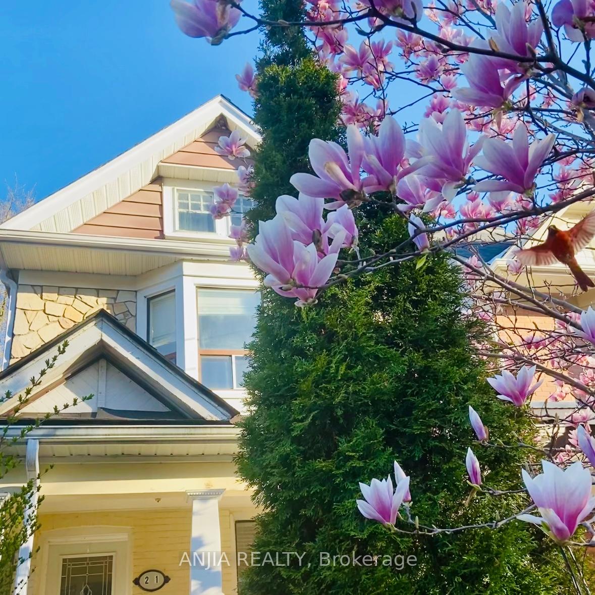 Photo 3 of Unit Upper, 21 Wroxeter Avenue, Toronto, Blake-Jones — HOMEH