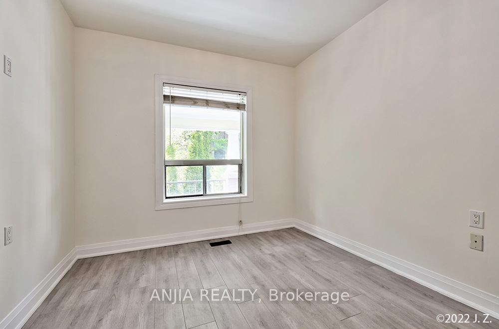 Photo 5 of Unit Upper, 21 Wroxeter Avenue, Toronto, Blake-Jones — HOMEH