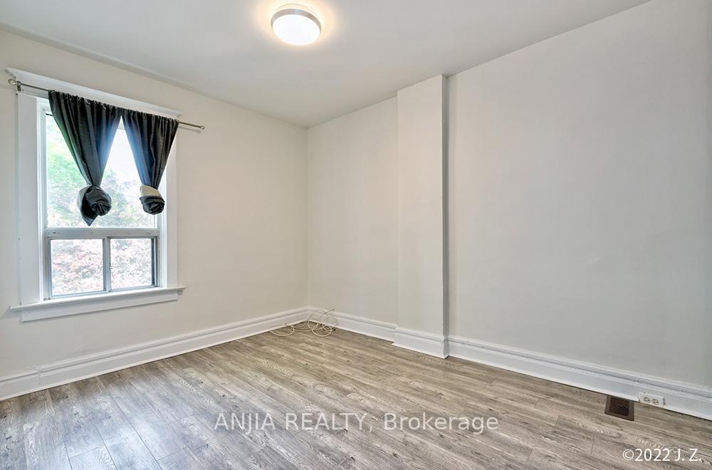 Photo 10 of Unit Upper, 21 Wroxeter Avenue, Toronto, Blake-Jones — HOMEH