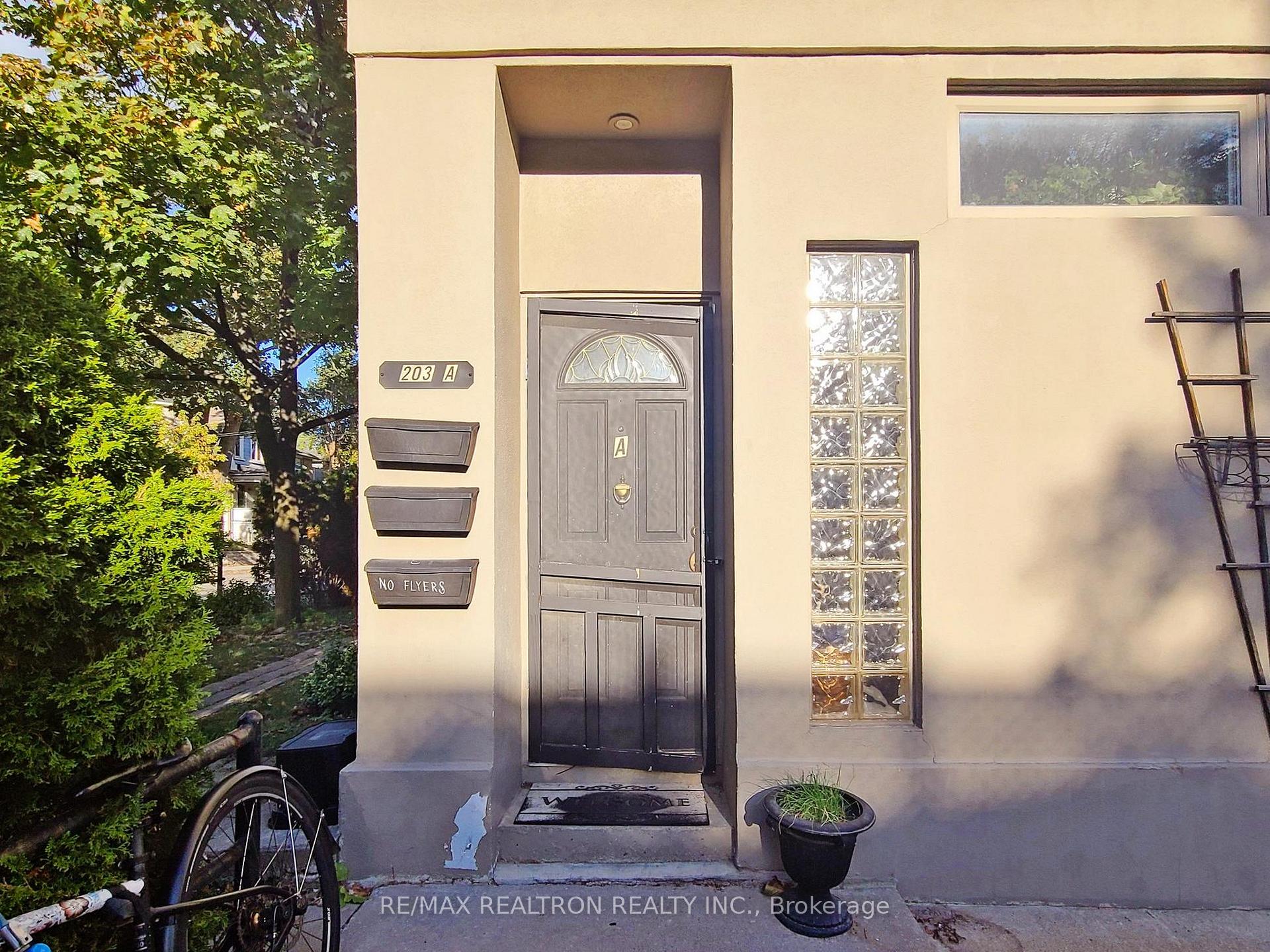 Photo 2 of 203 Rushton Road, Toronto, Wychwood — HOMEH
