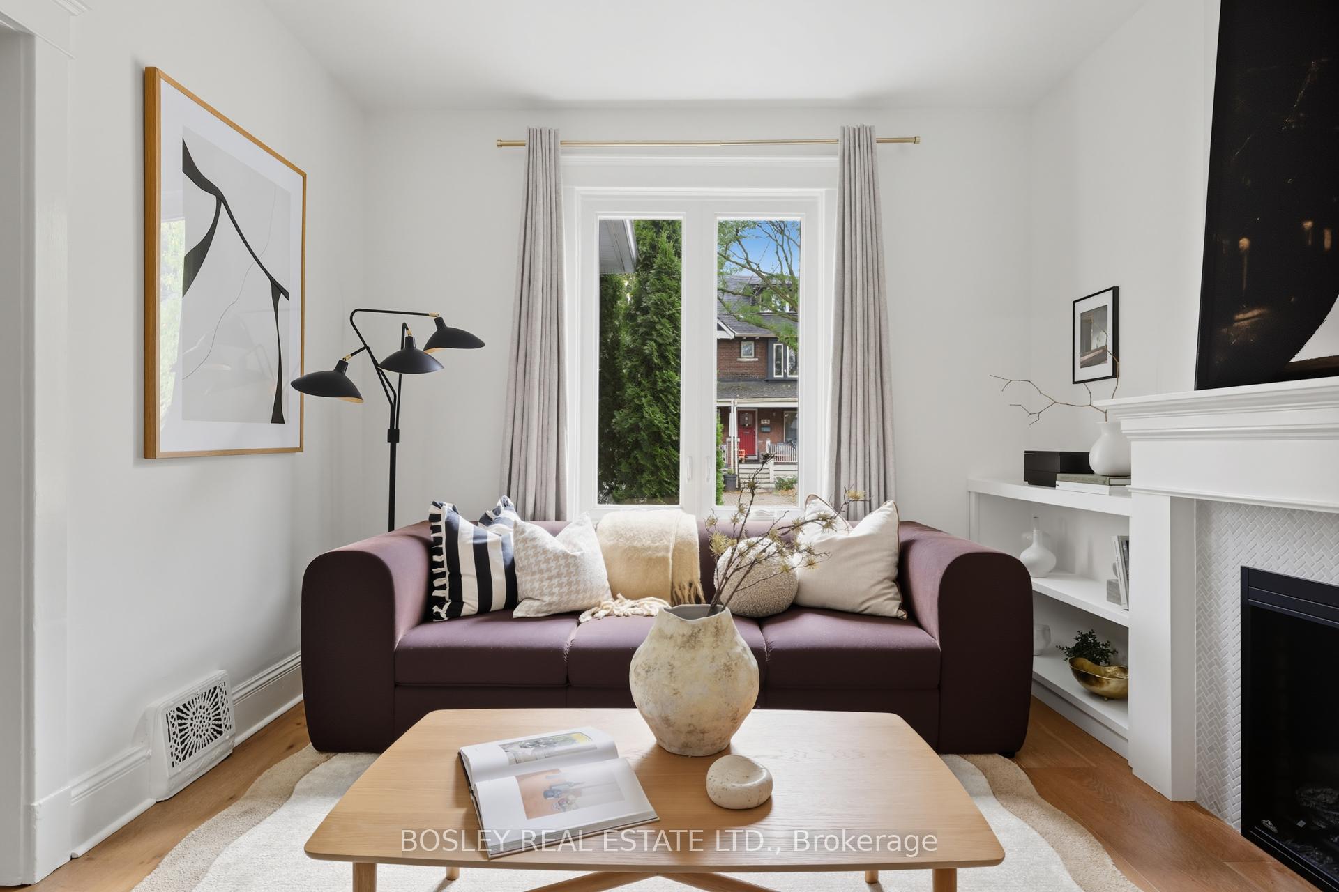Photo 4 of 90 Withrow Avenue, Toronto, North Riverdale — HOMEH