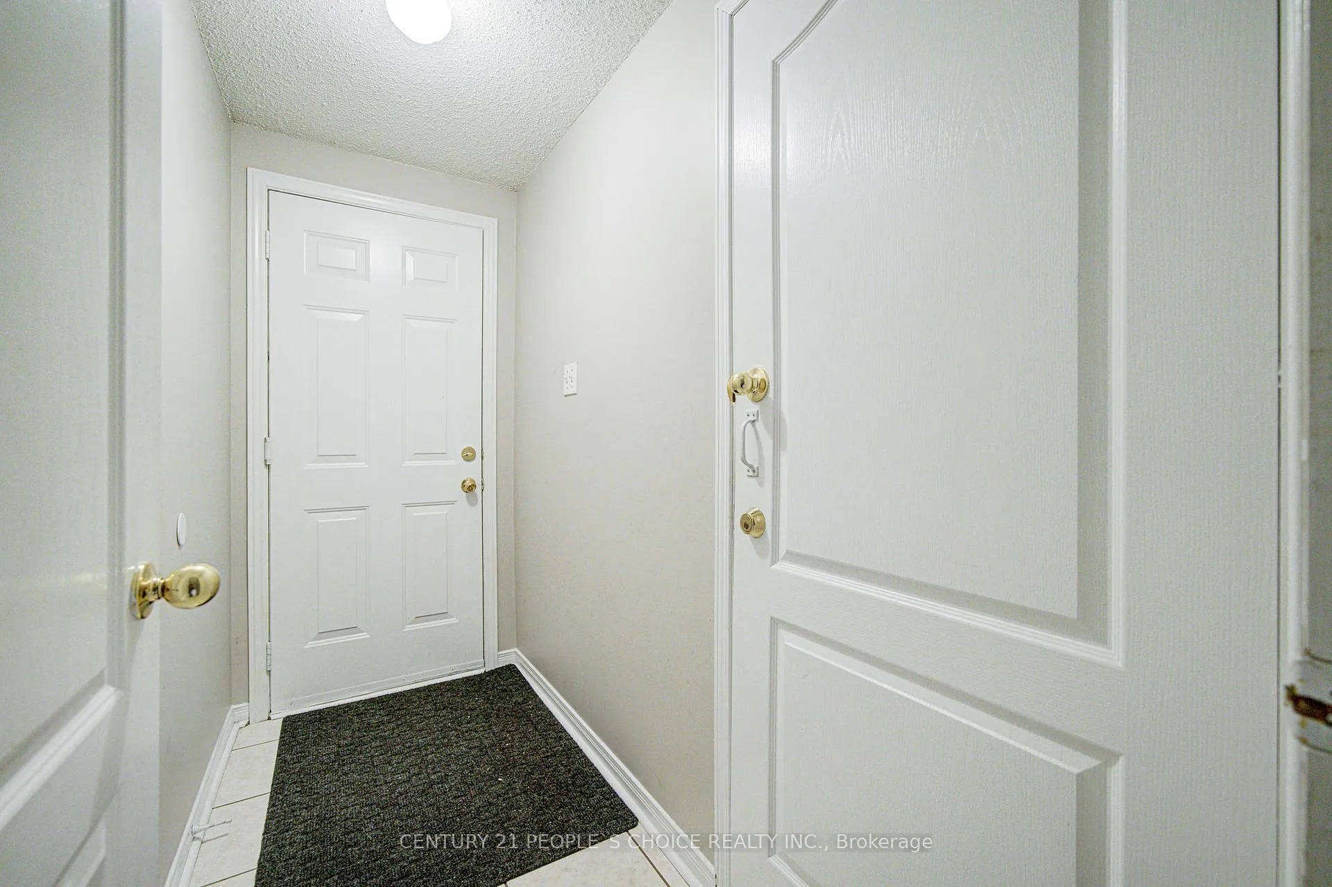 Photo 36 of 72 Zia Dodda Crescent, Brampton, Bram East — HOMEH