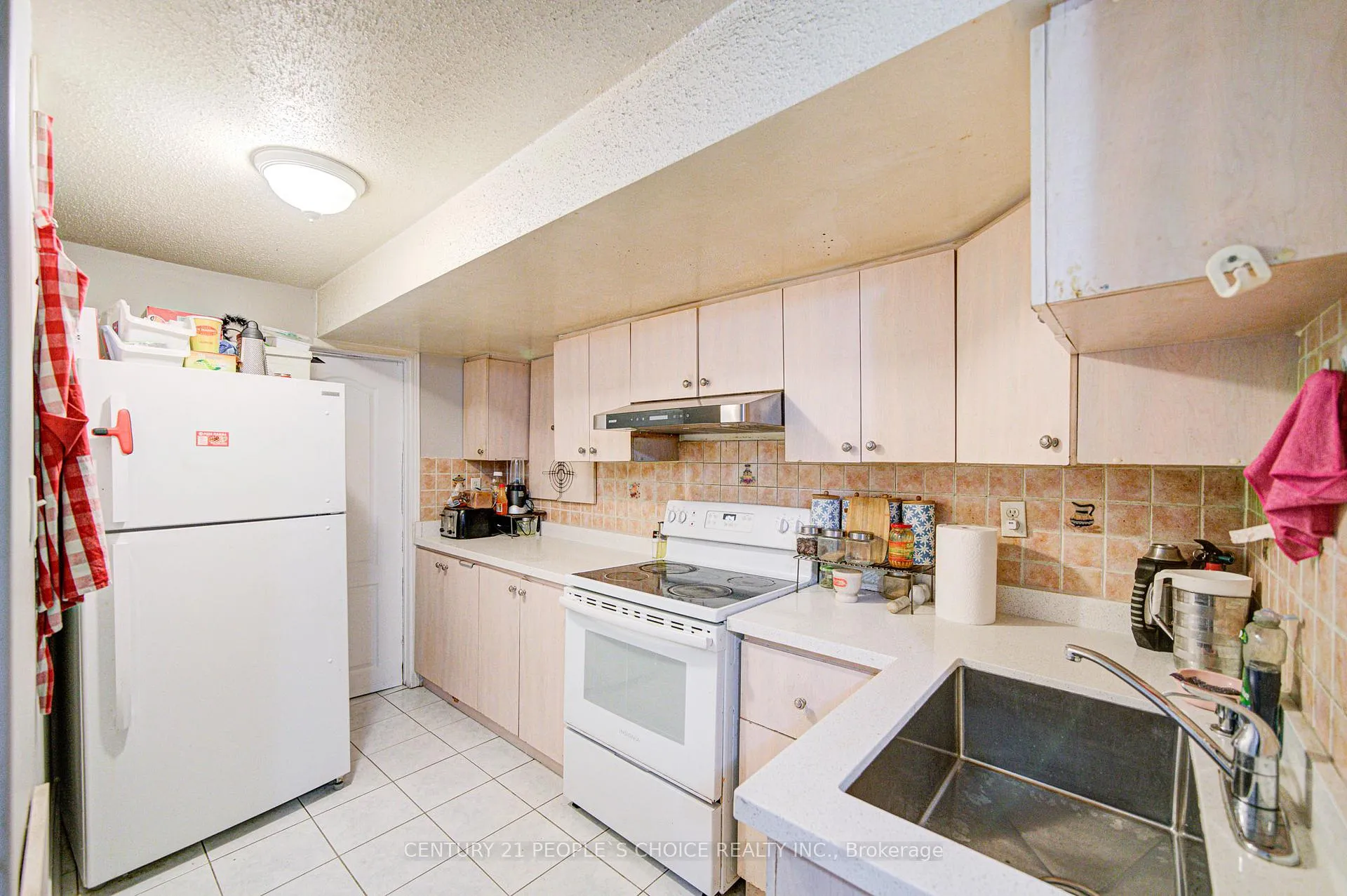 Photo 42 of 72 Zia Dodda Crescent, Brampton, Bram East — HOMEH