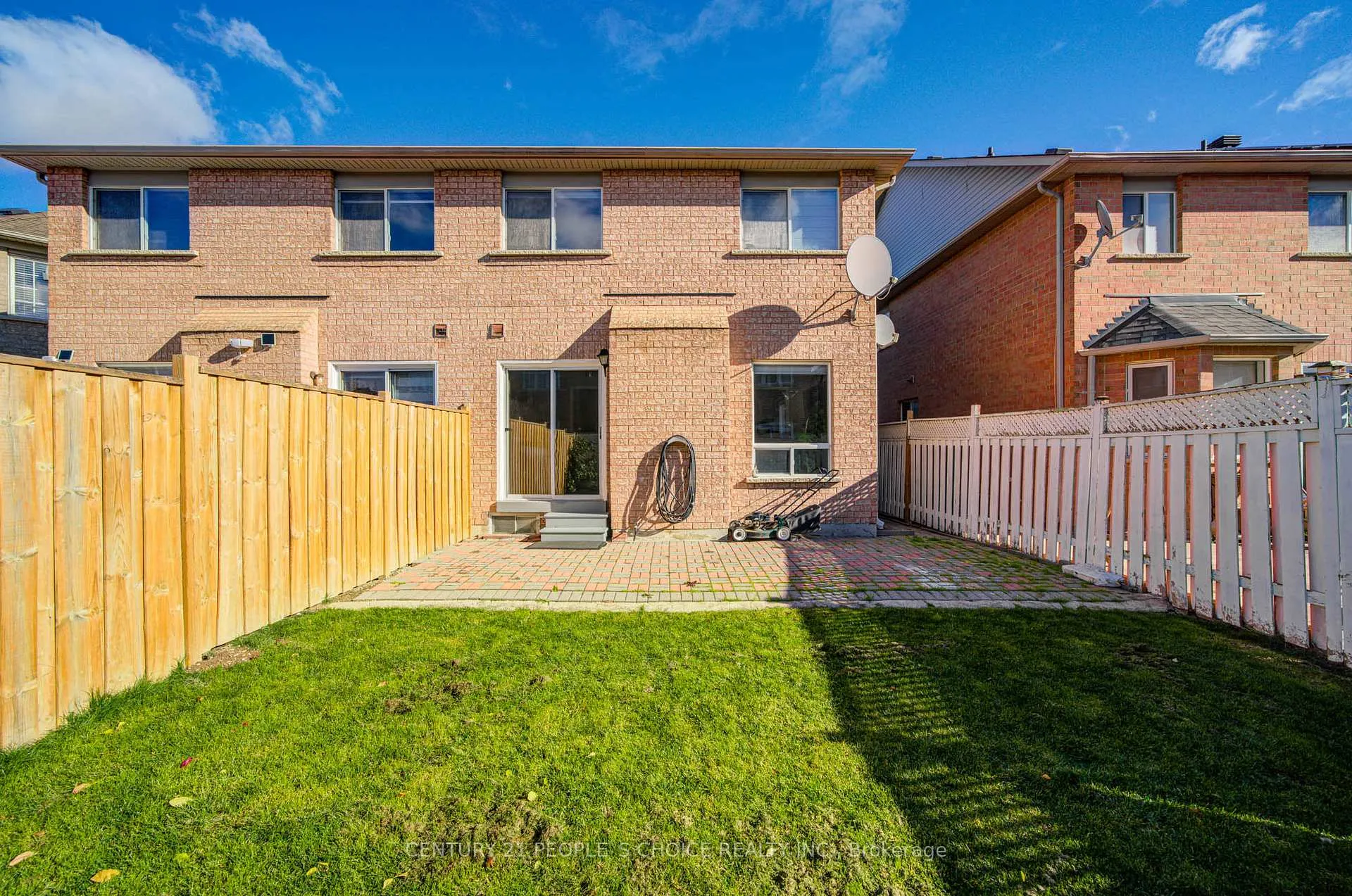 Photo 50 of 72 Zia Dodda Crescent, Brampton, Bram East — HOMEH