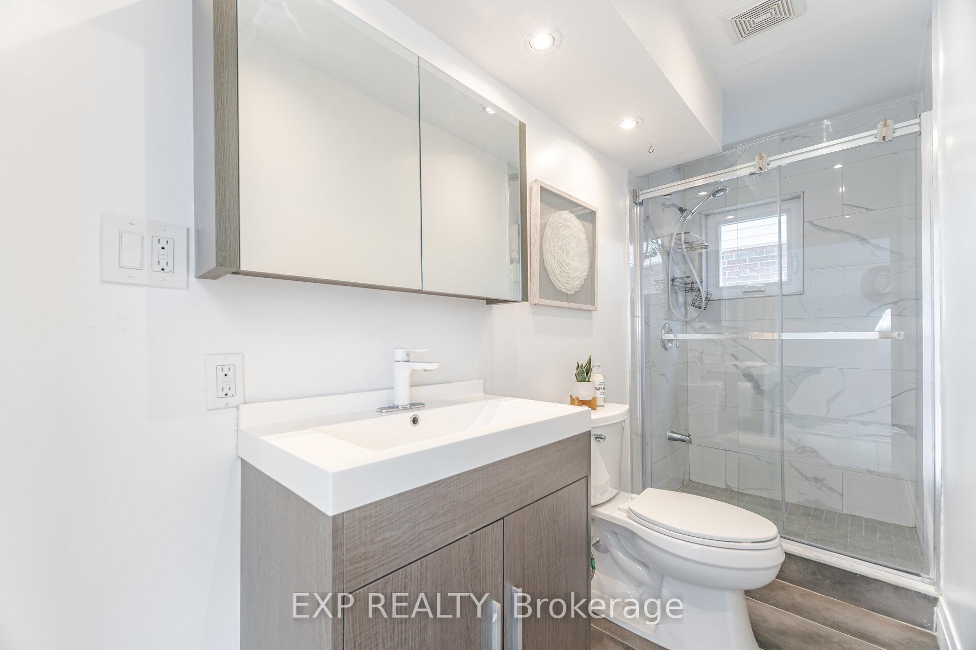 Photo 17 of 48 Orley Avenue, Toronto, Woodbine-Lumsden — HOMEH