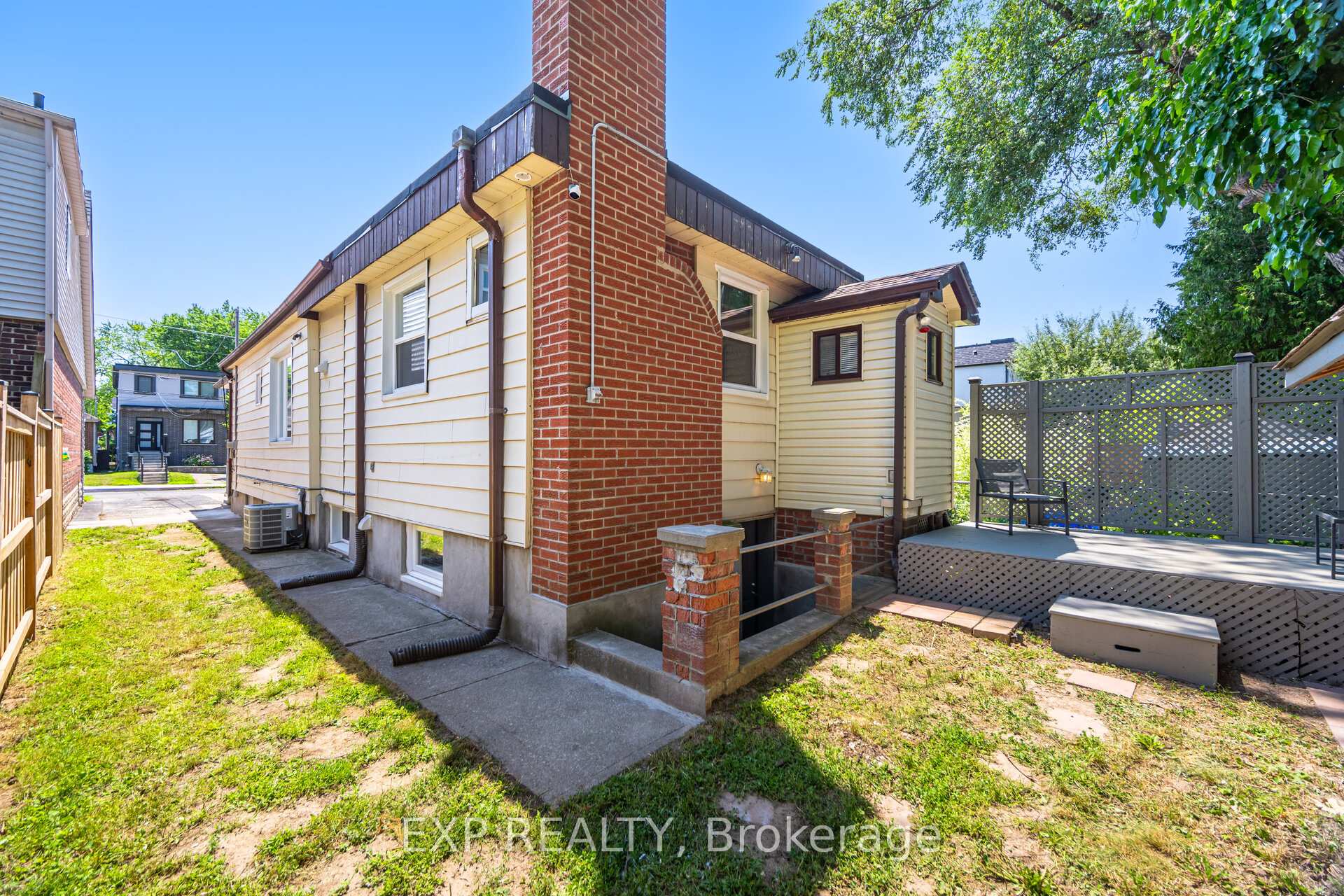 Photo 36 of 48 Orley Avenue, Toronto, Woodbine-Lumsden — HOMEH