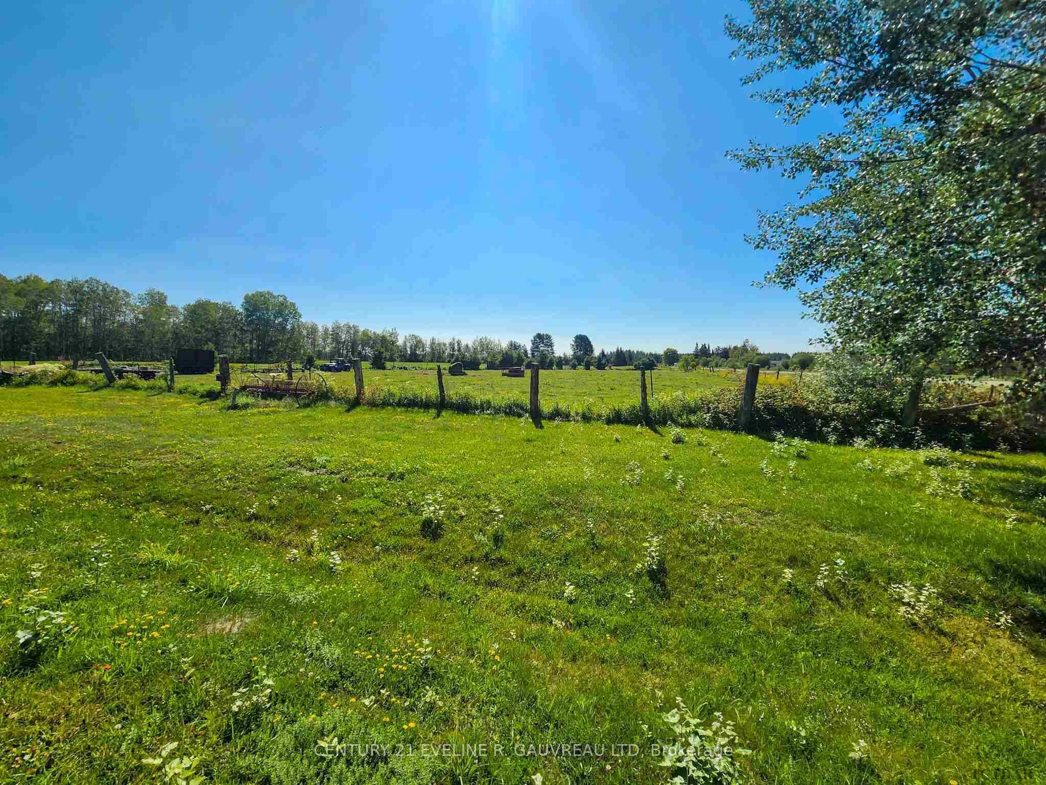 Photo 57 of 951529 Highway 569, Timiskaming, TIM - Outside - Rural — HOMEH