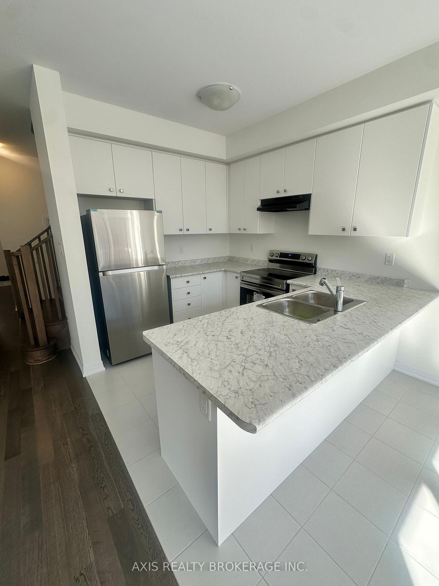 Photo 8 of 61 Brighton Lane, Thorold, Rolling Meadows — HOMEH