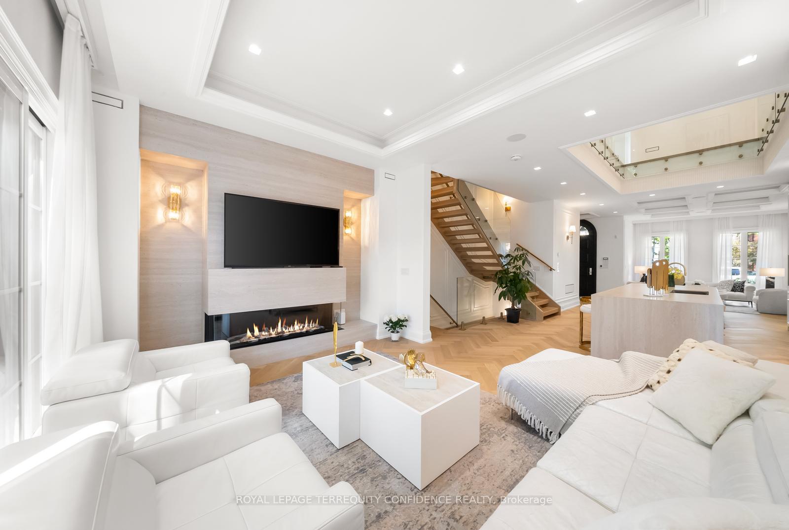 Photo 14 of 9 Blong Avenue, Toronto, South Riverdale — HOMEH