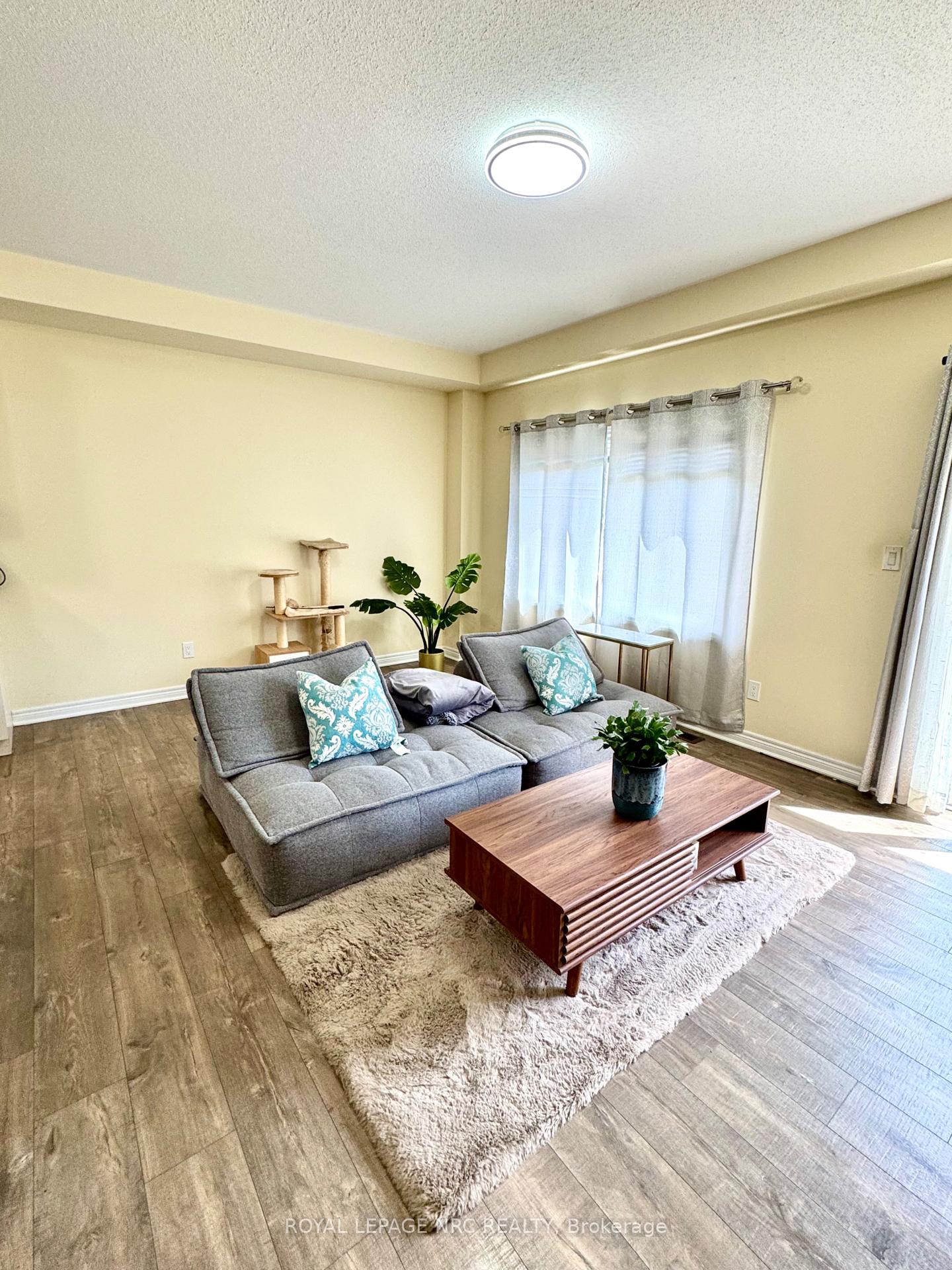 Photo 9 of 45 Sparkle Drive, Thorold, Rolling Meadows — HOMEH