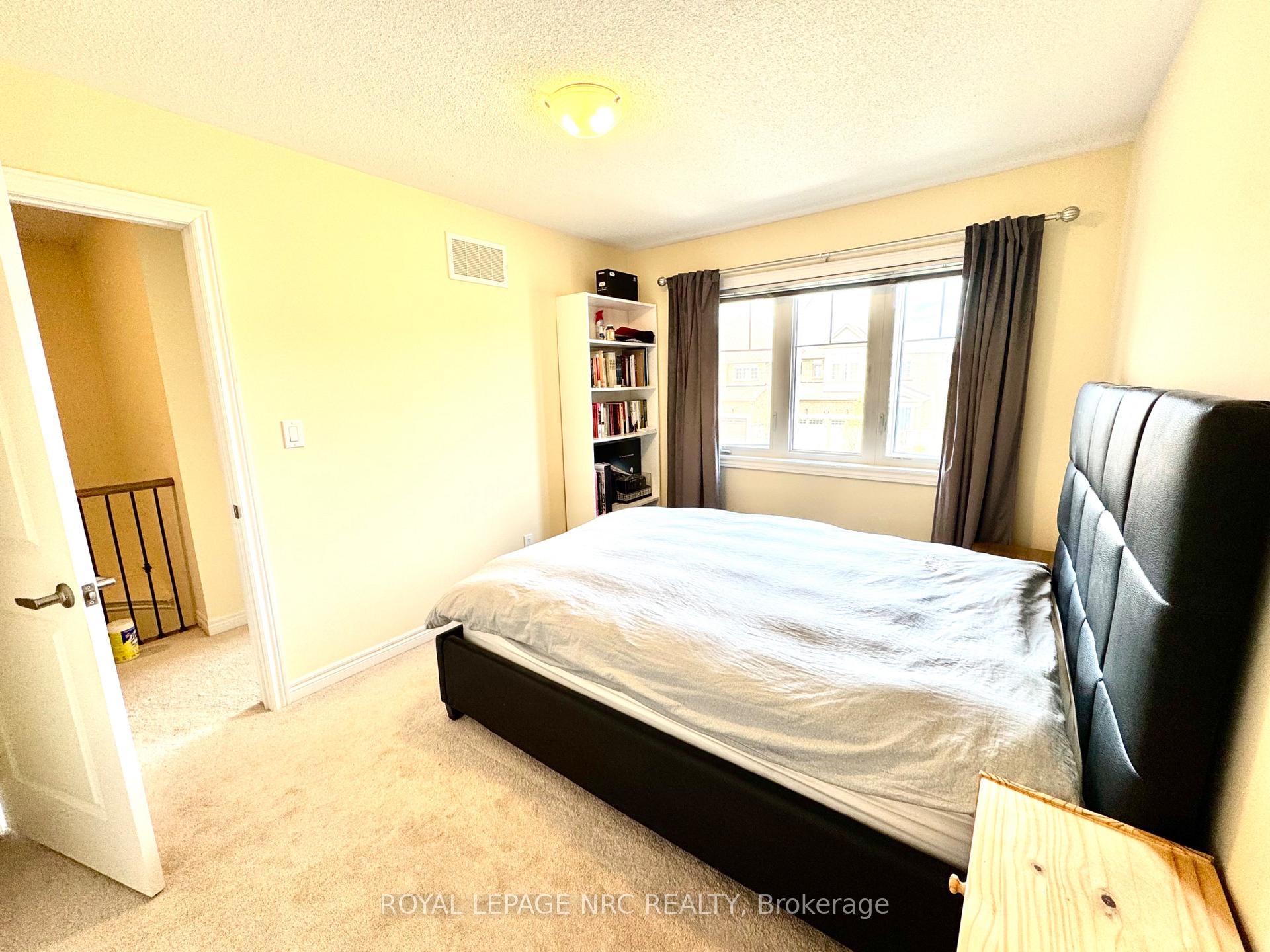 Photo 19 of 45 Sparkle Drive, Thorold, Rolling Meadows — HOMEH