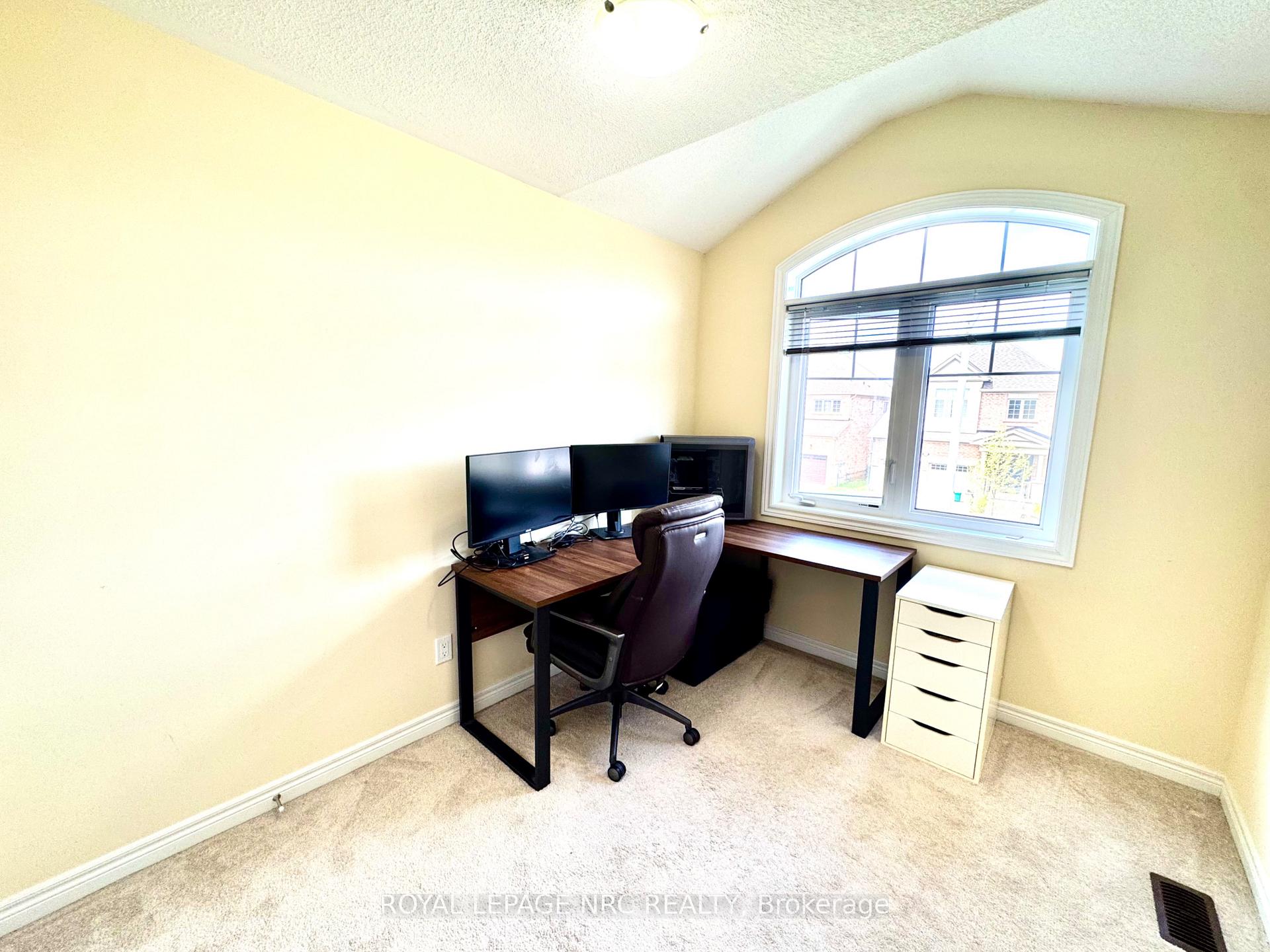 Photo 20 of 45 Sparkle Drive, Thorold, Rolling Meadows — HOMEH