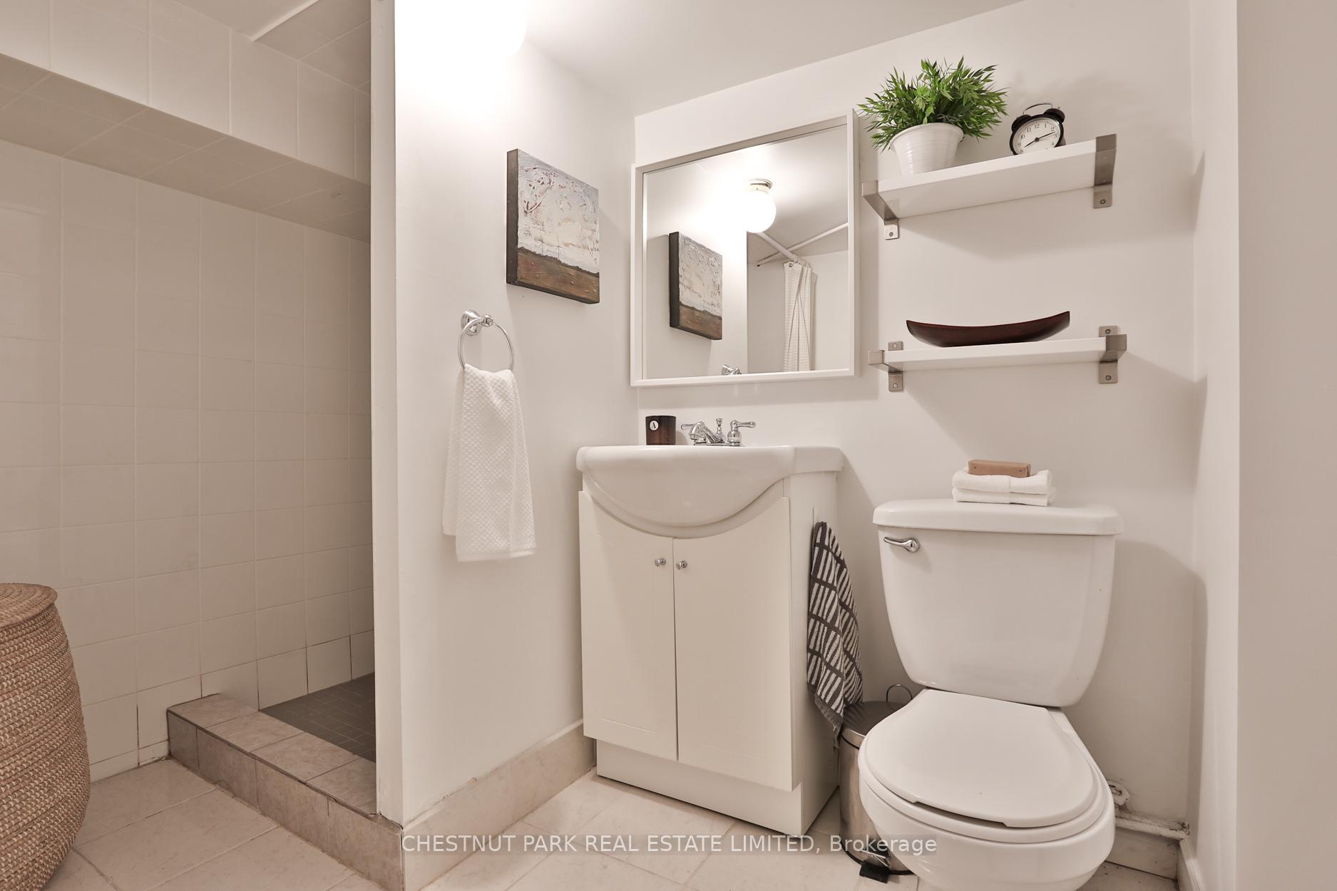 Photo 32 of 132 Tyrrel Avenue, Toronto, Wychwood — HOMEH