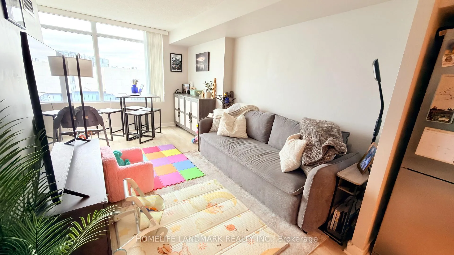 Photo 4 of Unit 4808, 25 Telegram Mews, Toronto, Waterfront Communities — HOMEH