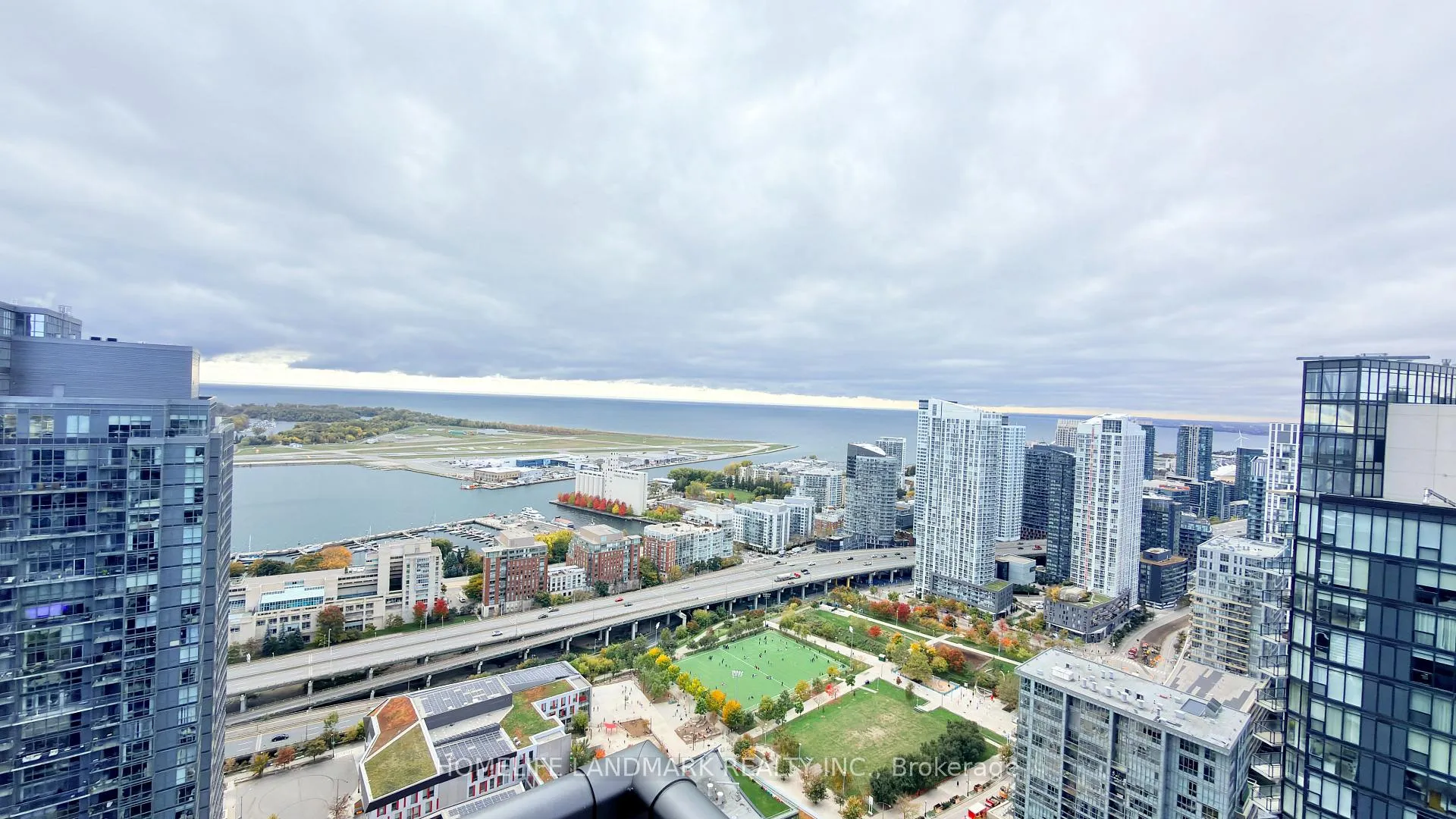 Photo 14 of Unit 4808, 25 Telegram Mews, Toronto, Waterfront Communities — HOMEH