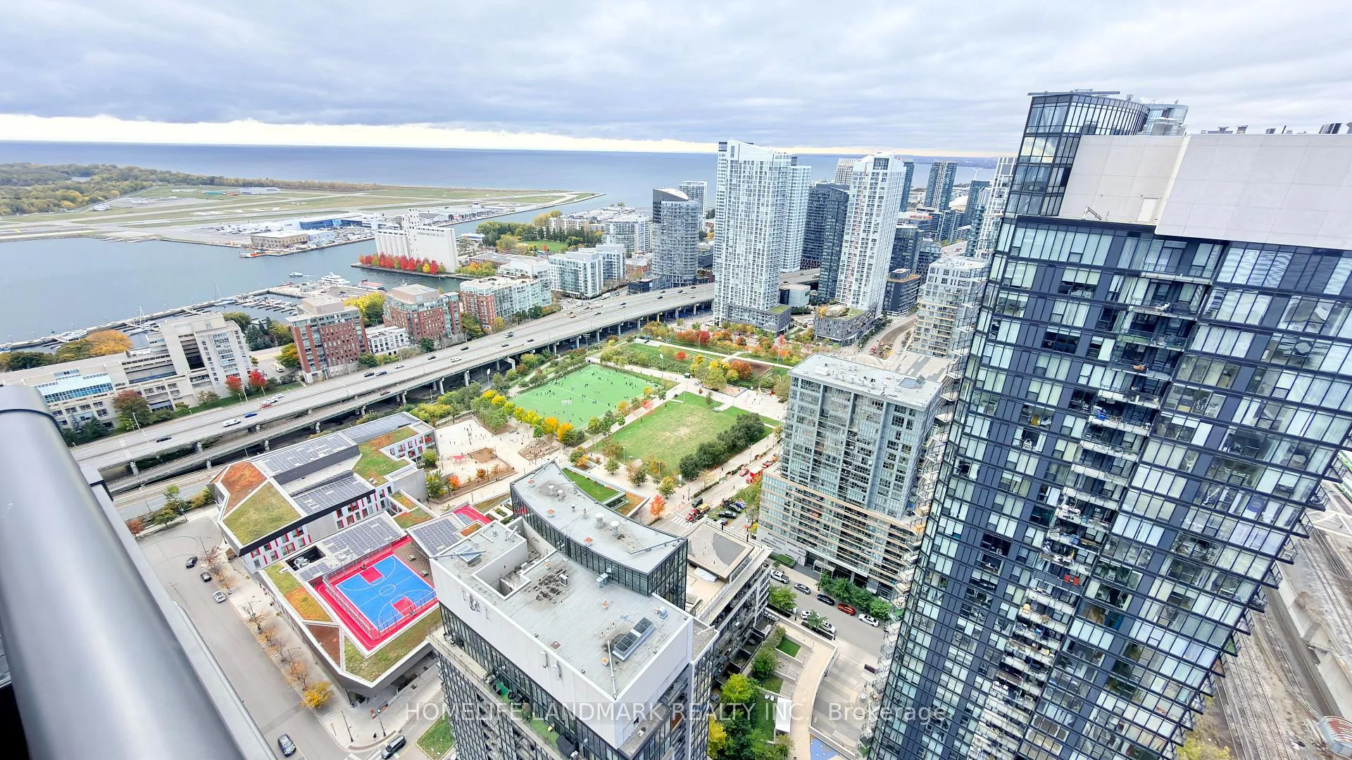Photo 16 of Unit 4808, 25 Telegram Mews, Toronto, Waterfront Communities — HOMEH