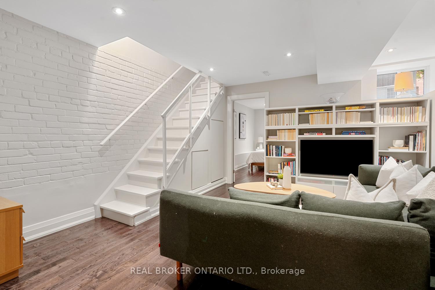 Photo 30 of 180 Browning Avenue, Toronto, Playter Estates-Danforth — HOMEH
