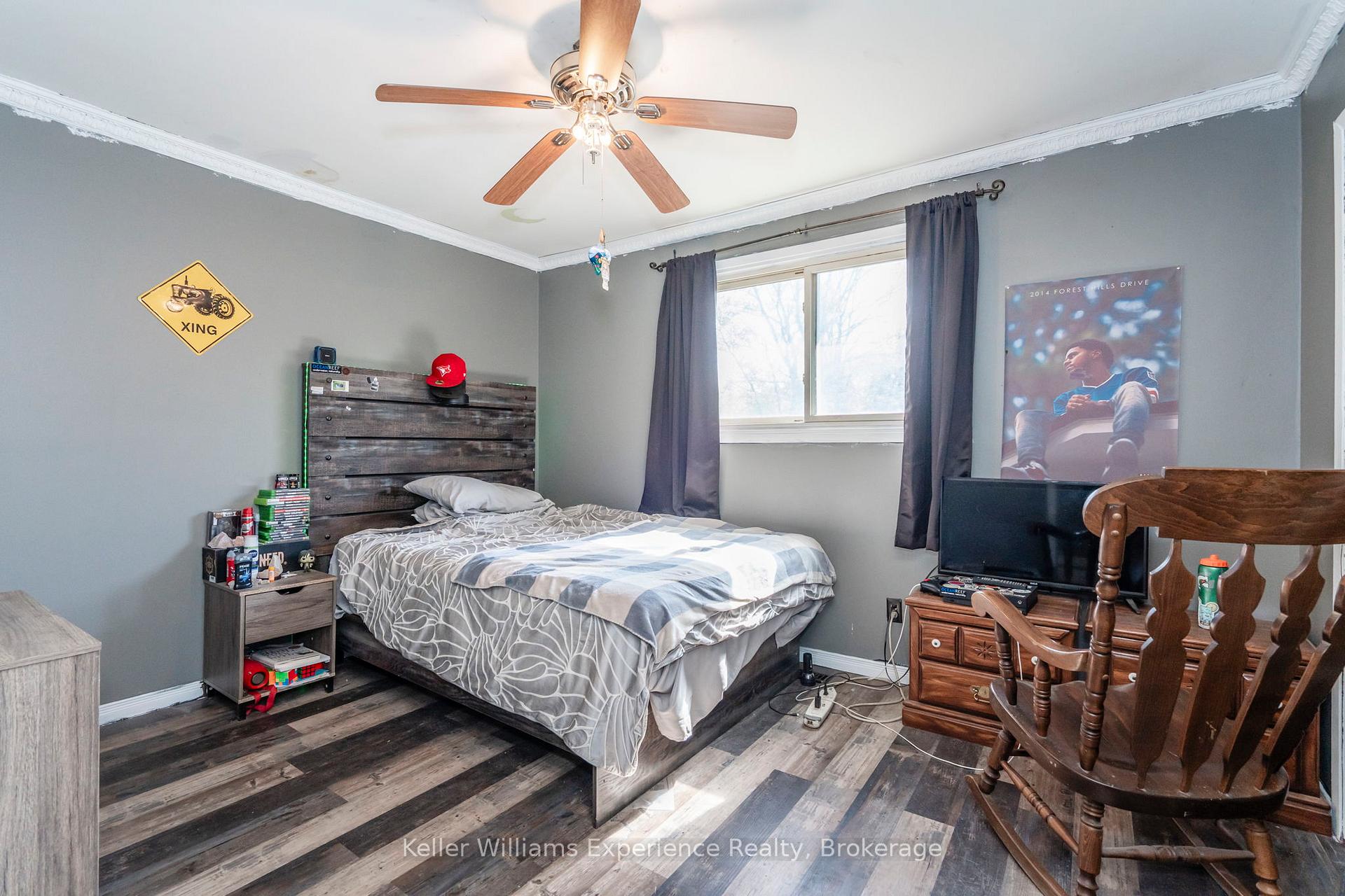 Photo 5 of 487 Nottingham Street, Tay, Port McNicoll — HOMEH