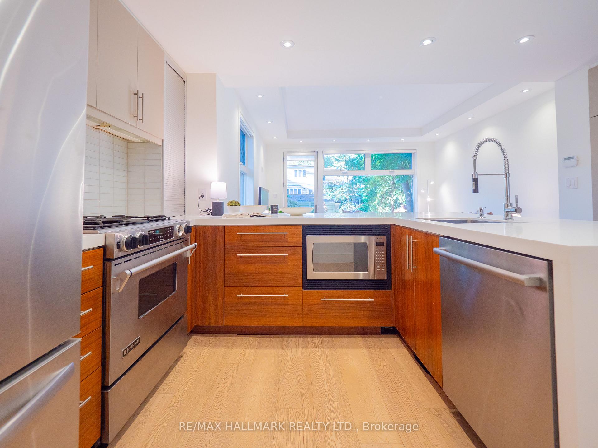 Photo 19 of 72 Bain Avenue, Toronto, North Riverdale — HOMEH