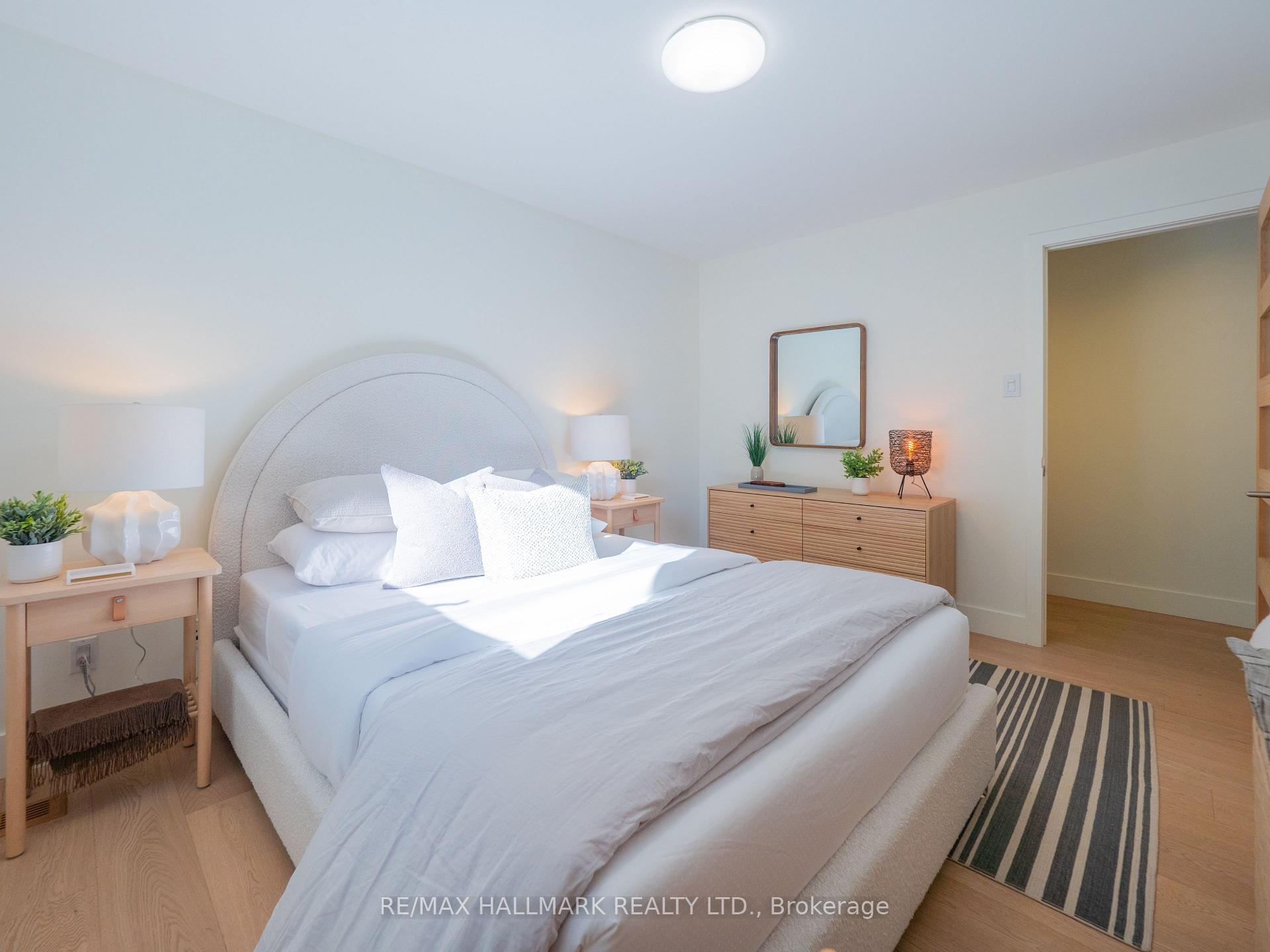 Photo 36 of 72 Bain Avenue, Toronto, North Riverdale — HOMEH