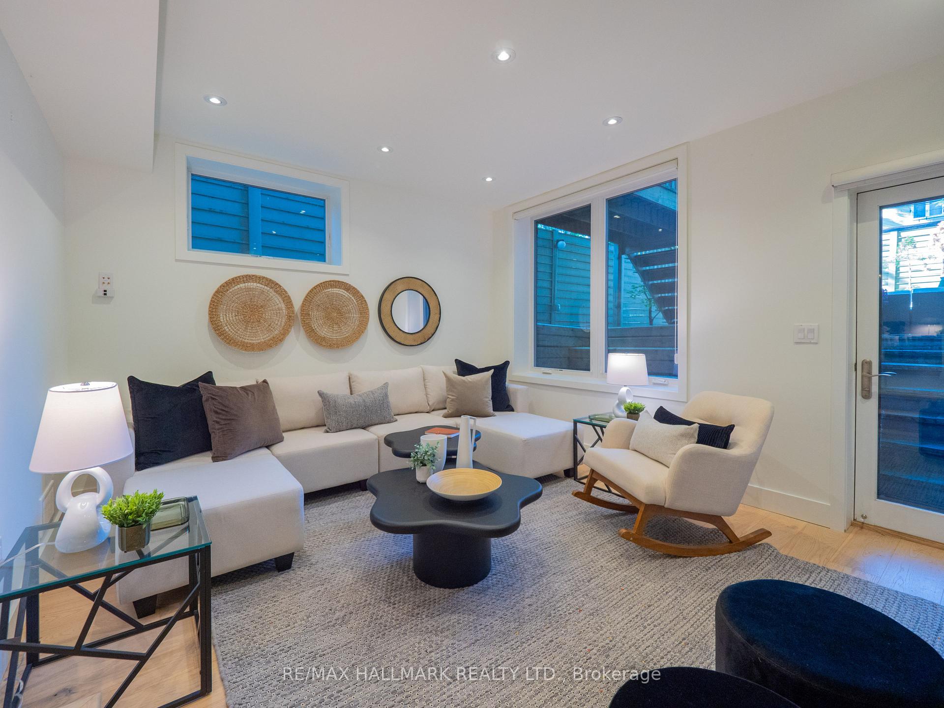 Photo 39 of 72 Bain Avenue, Toronto, North Riverdale — HOMEH