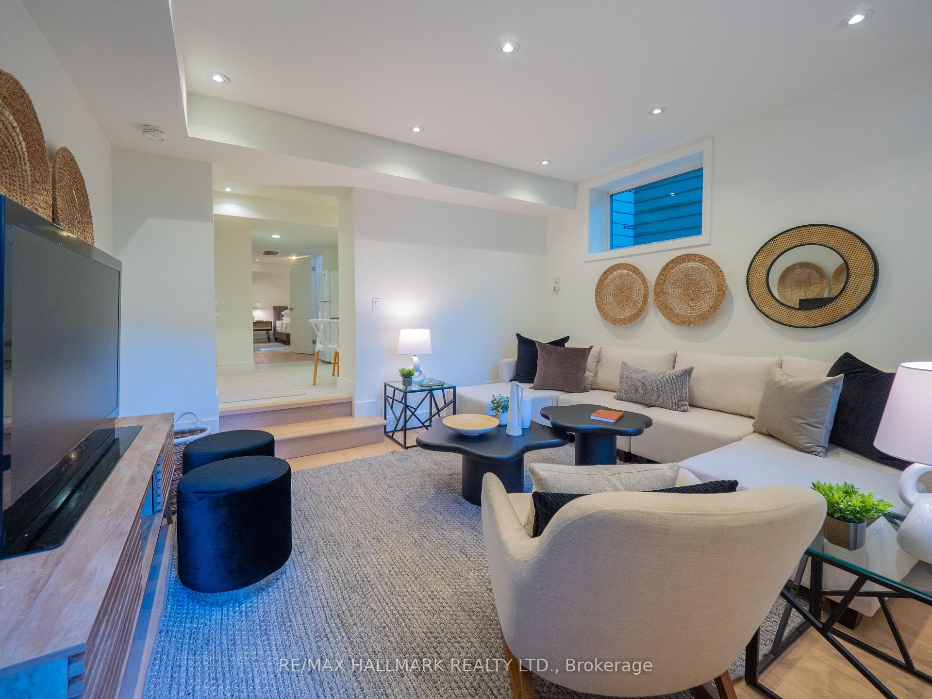 Photo 40 of 72 Bain Avenue, Toronto, North Riverdale — HOMEH