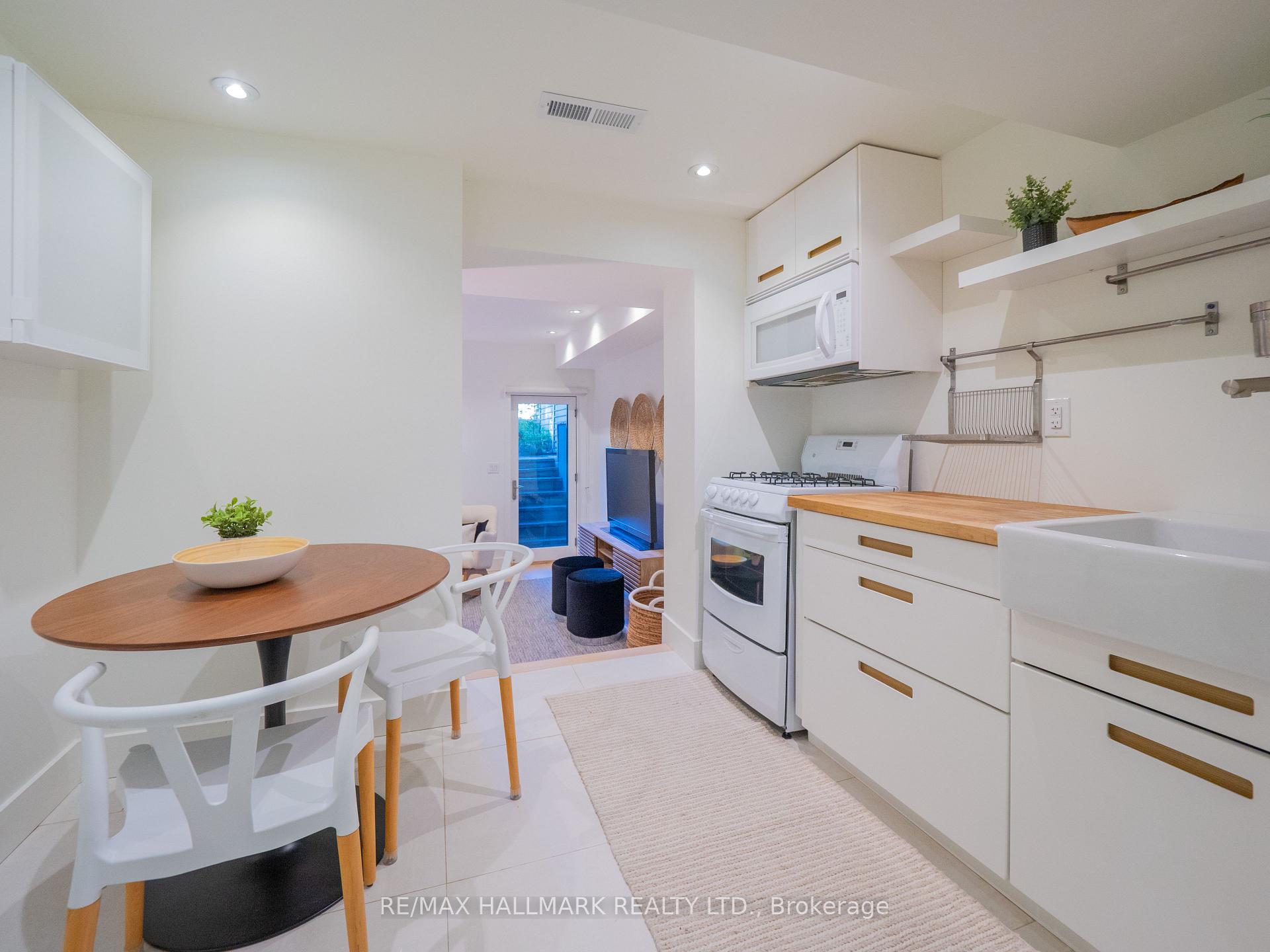 Photo 41 of 72 Bain Avenue, Toronto, North Riverdale — HOMEH