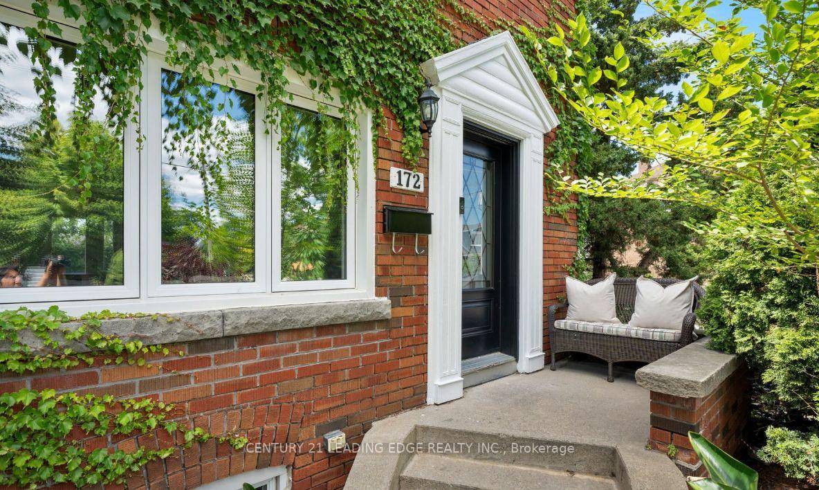 Photo 2 of 172 Woodycrest - BSMT Avenue, Toronto, Danforth Village-East York — HOMEH