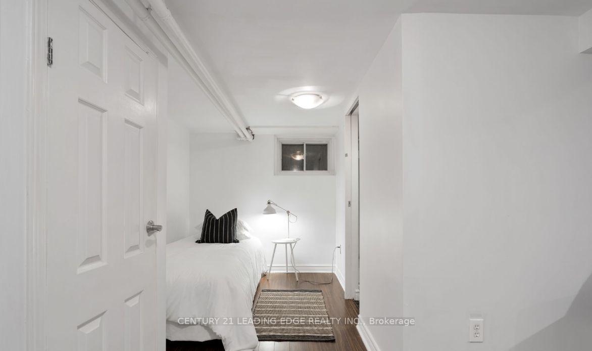 Photo 5 of 172 Woodycrest - BSMT Avenue, Toronto, Danforth Village-East York — HOMEH