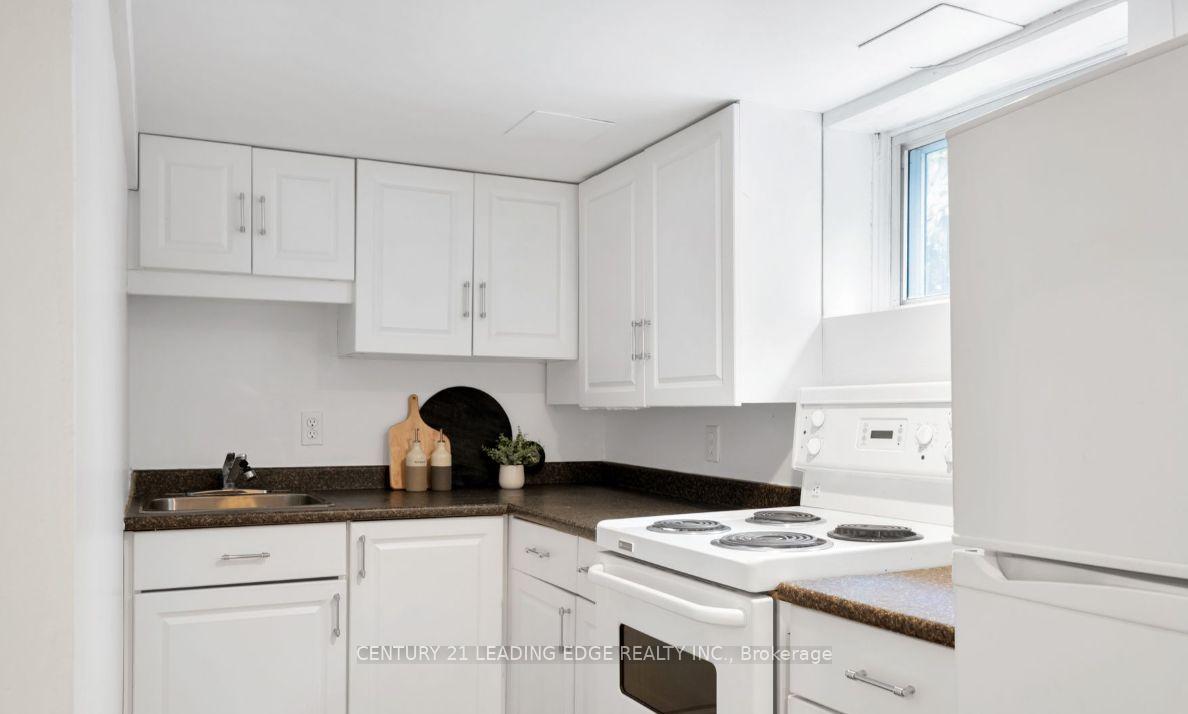 Photo 6 of 172 Woodycrest - BSMT Avenue, Toronto, Danforth Village-East York — HOMEH