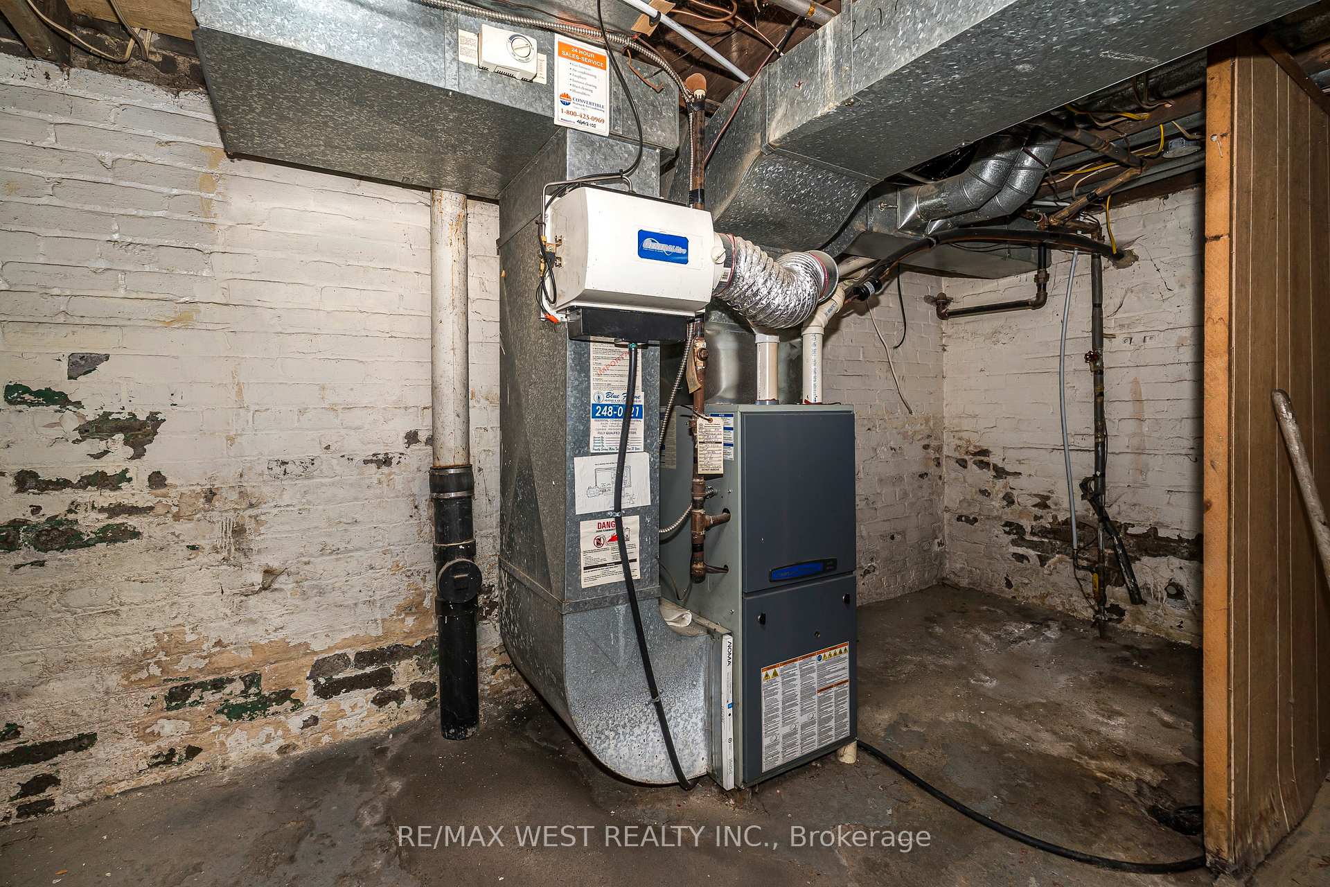 Photo 34 of 38 Beck Avenue, Toronto, East End-Danforth — HOMEH