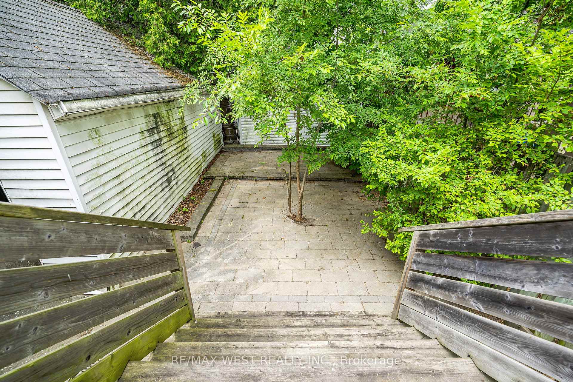 Photo 39 of 38 Beck Avenue, Toronto, East End-Danforth — HOMEH