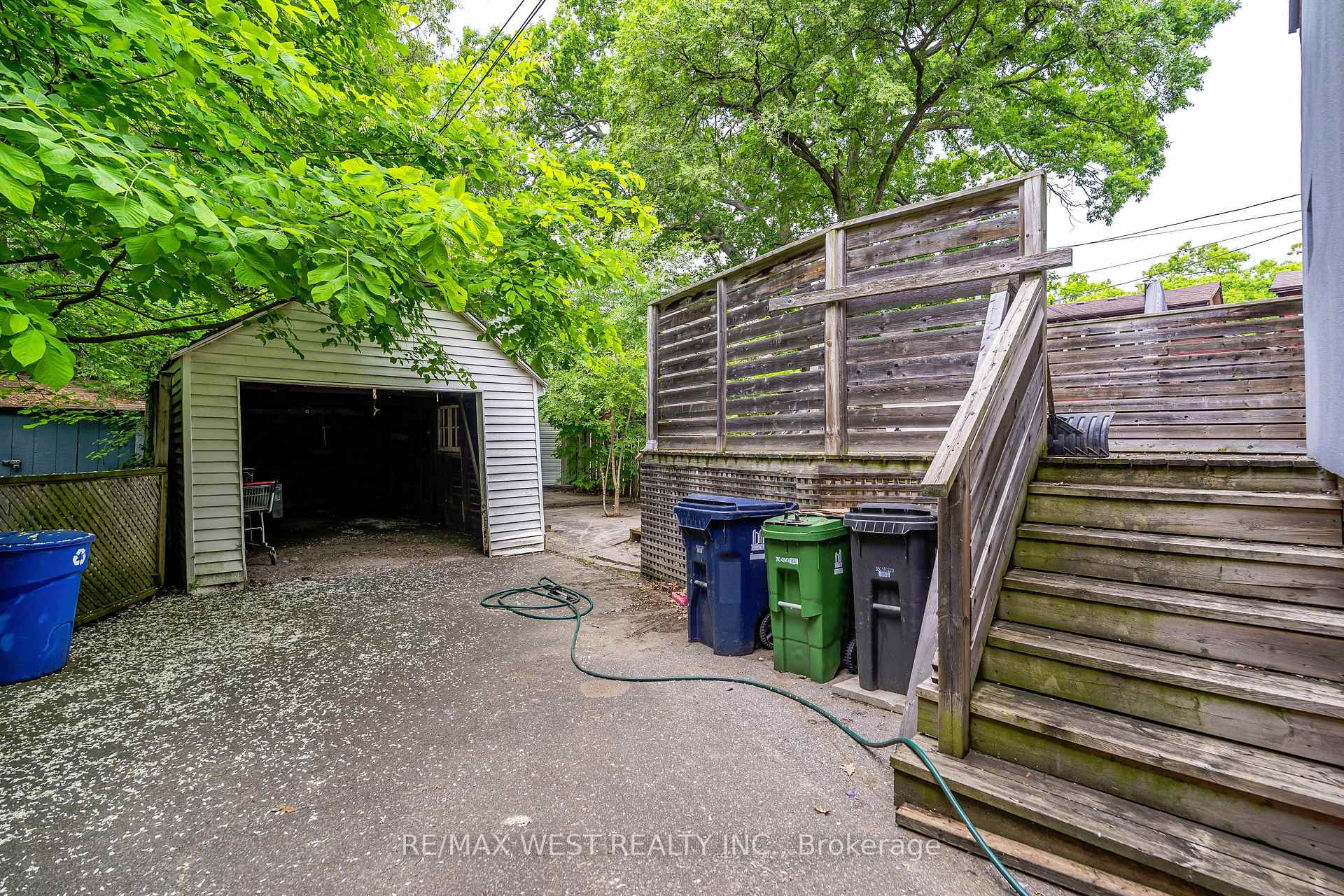 Photo 40 of 38 Beck Avenue, Toronto, East End-Danforth — HOMEH