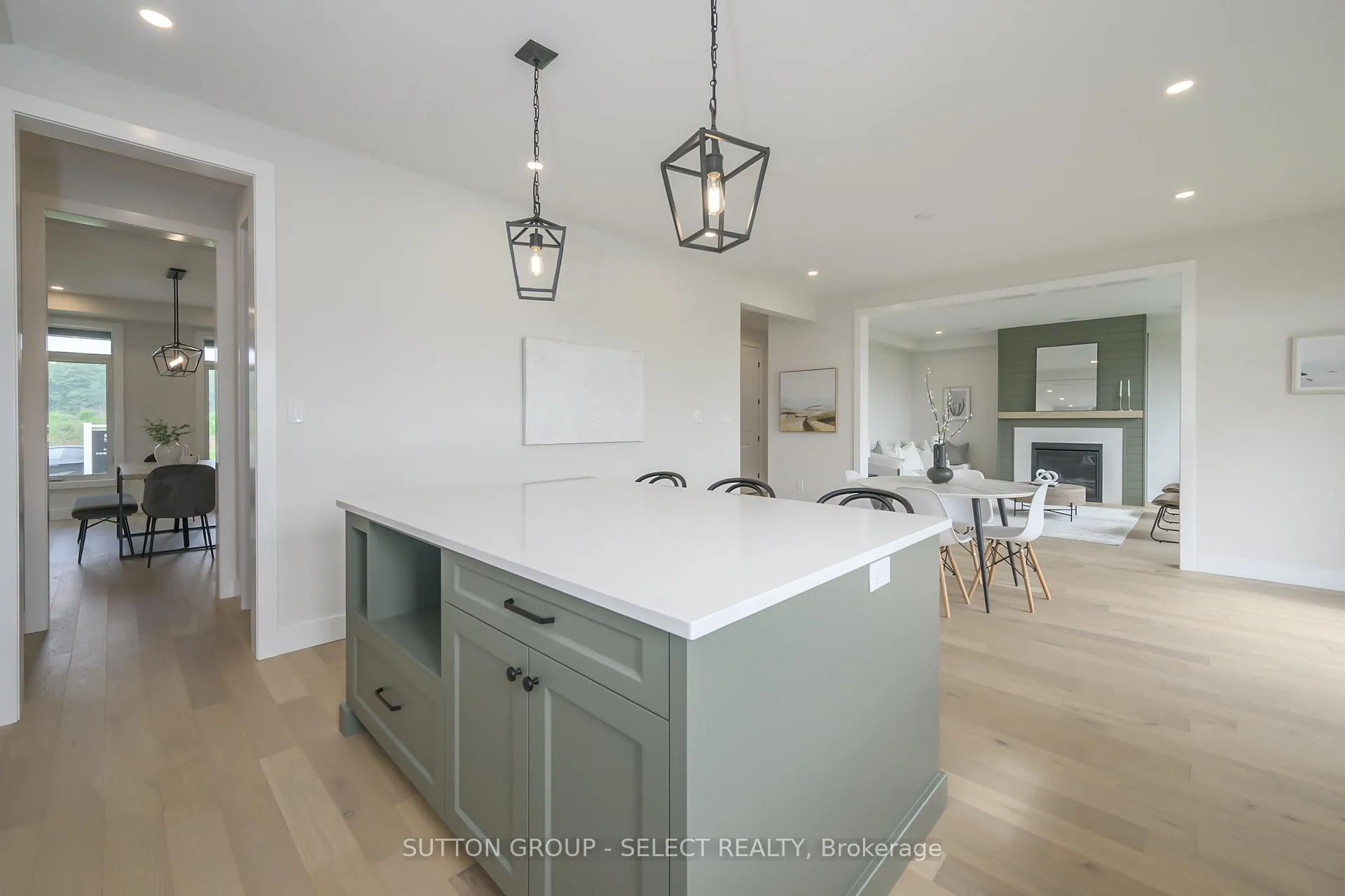 Photo 8 of 138 Harvest Lane, Thames Centre, Dorchester — HOMEH