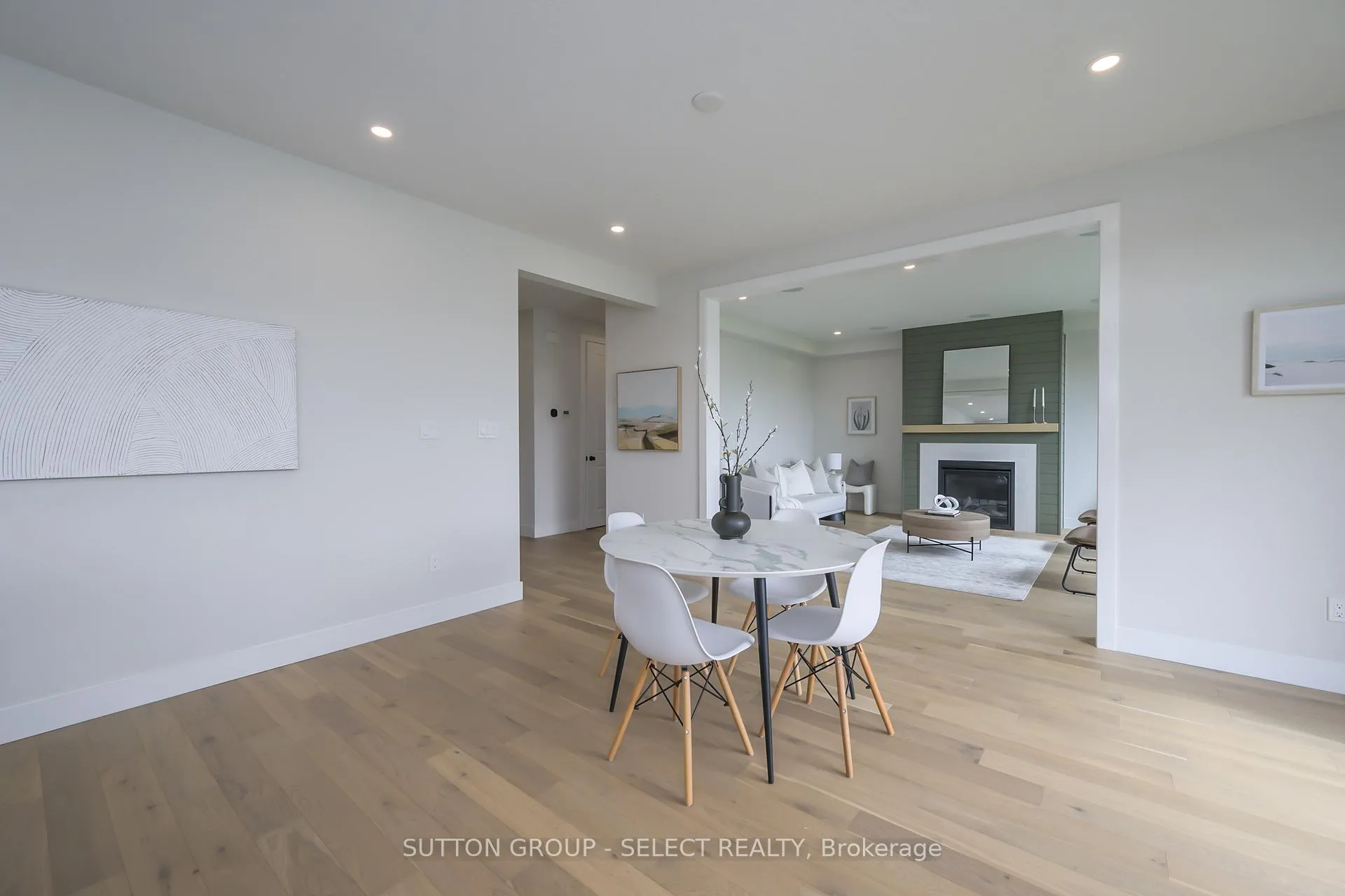 Photo 10 of 138 Harvest Lane, Thames Centre, Dorchester — HOMEH